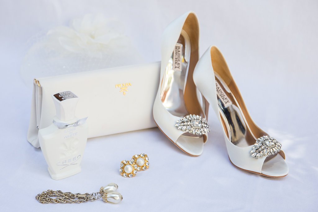 www.santabarbarawedding.com | Melissa Musgrove Photography | Four Seasons Resort The Biltmore | Bridal Accessories