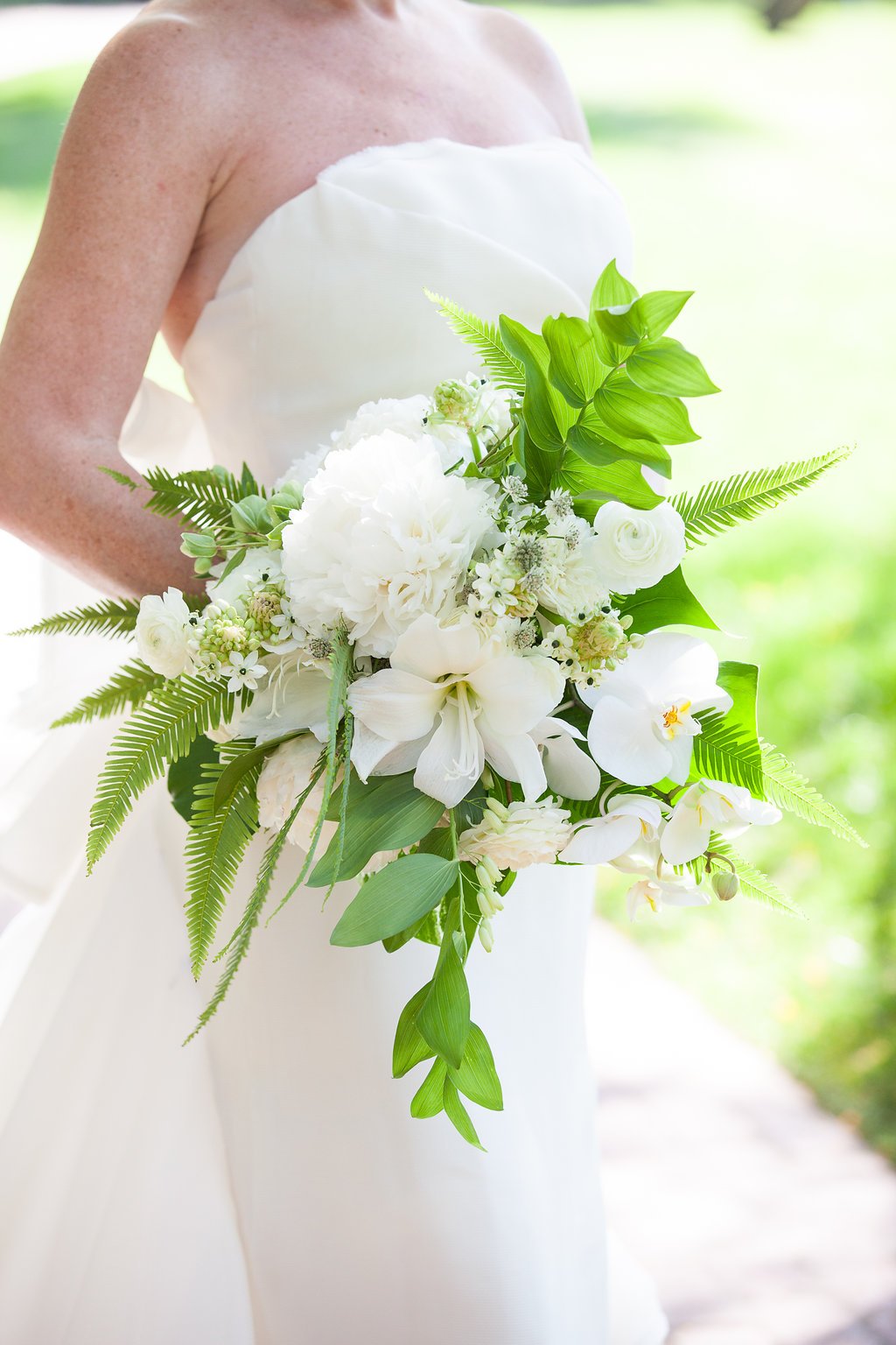 www.santabarbarawedding.com | Melissa Musgrove Photography | Four Seasons Resort The Biltmore | Bridal Bouquet