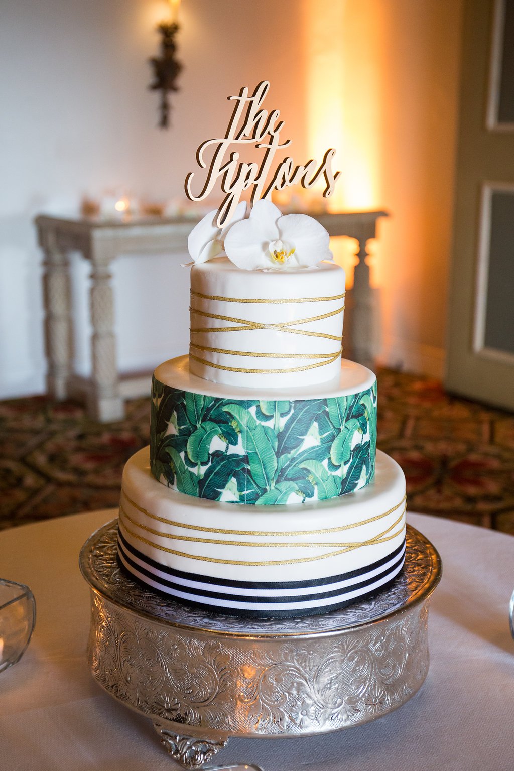 www.santabarbarawedding.com | Melissa Musgrove Photography | Four Seasons Resort The Biltmore | Wedding Cake