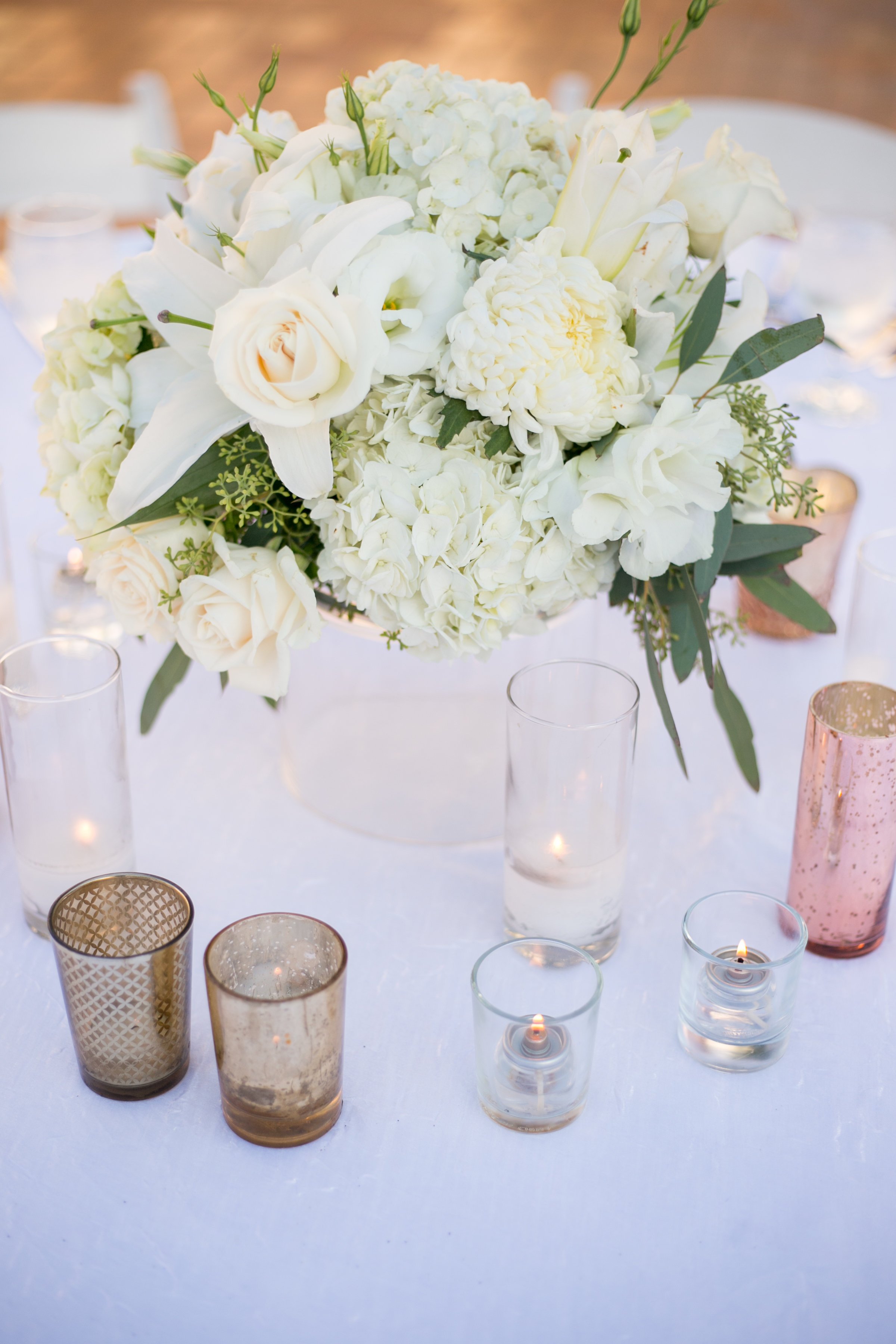 www.santabarbarawedding.com | Chris Schmitt Photography | Felici Events | Fess Parker Double Tree | Reception Floral Arrangement