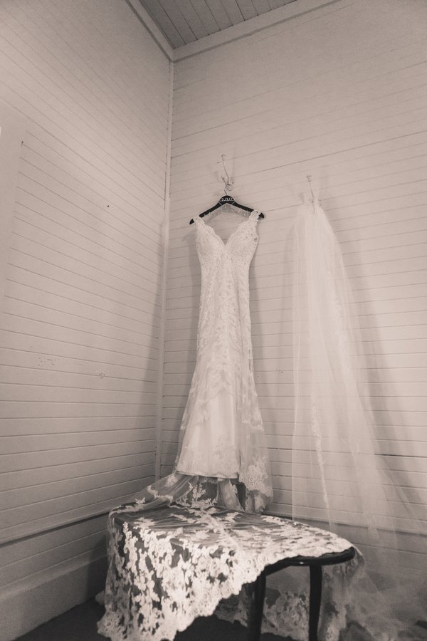 www.santabarbarawedding.com | Kramer Events | Santa Margarita Ranch | Wedding Gown