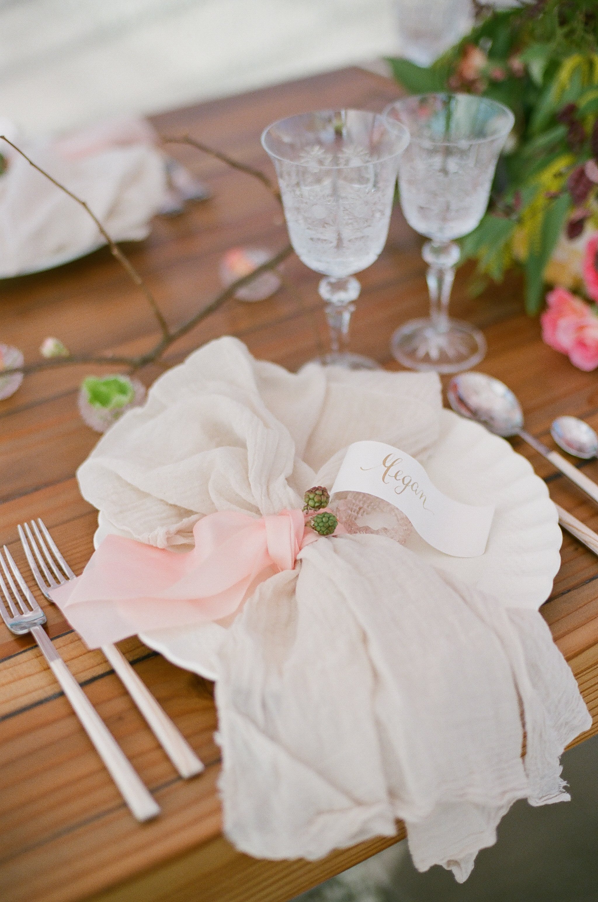 www.santabarbarawedding.com | Megan Sorel Photography | Dos Pueblos Orchid Farm | Table Setting