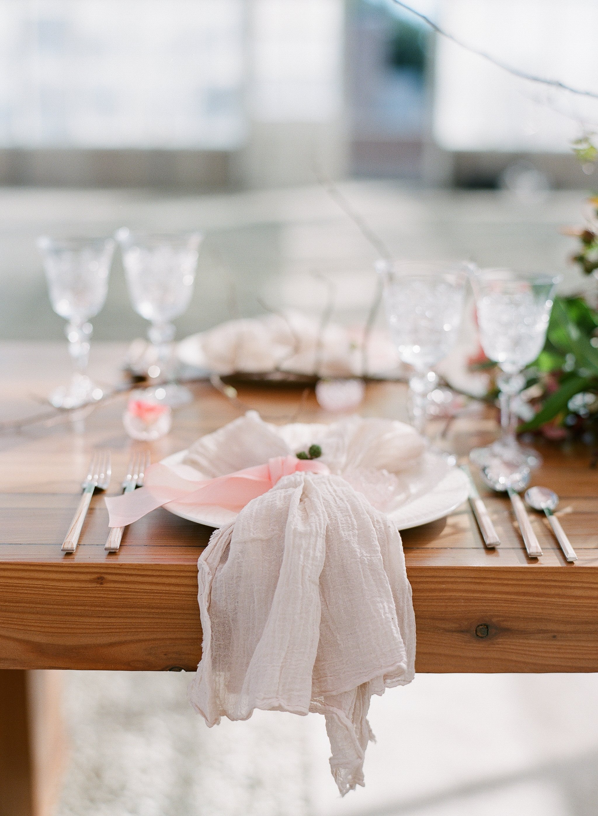 www.santabarbarawedding.com | Megan Sorel Photography | Dos Pueblos Orchid Farm | Table Setting