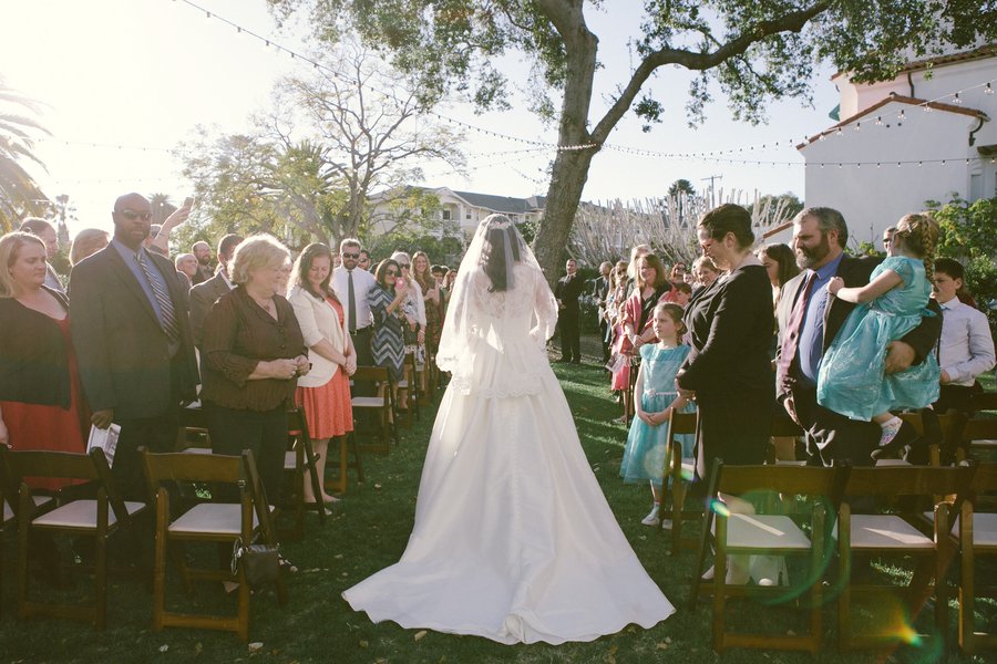 www.santabarbarawedding.com | By Cherry Photography | Santa Barbara Club | Ceremony