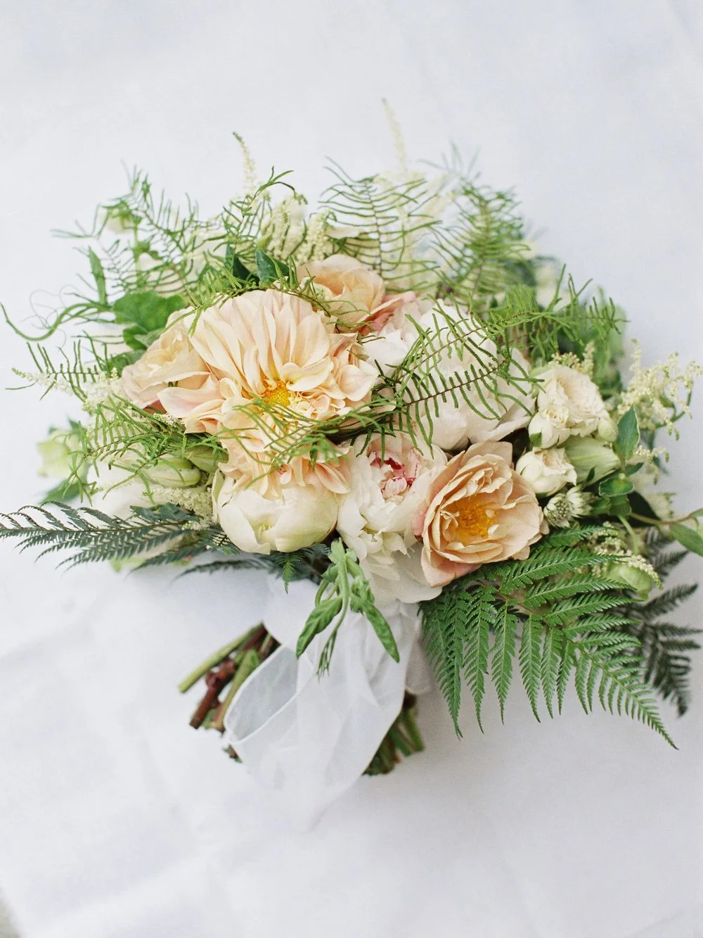 www.santabarbarawedding.com | Coco Rose Designs | Bridal Bouquet | White Bride Bouquet with pale cream | Jeremiah and Rachel Photography