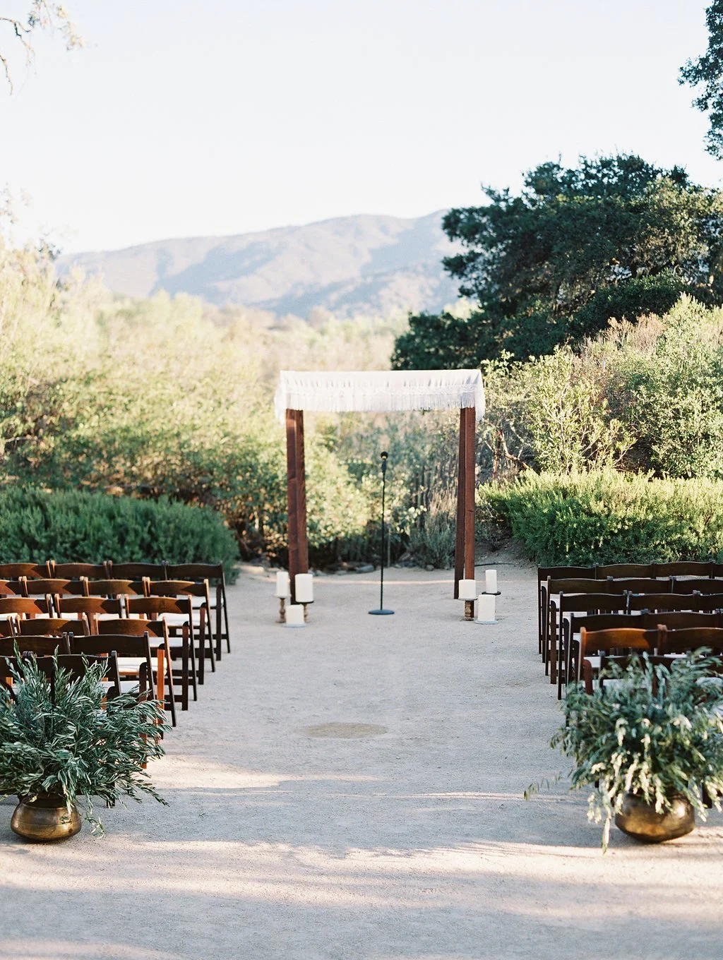 www.santabarbarawedding.com | soleil events | gold wedding inspiration | wedding ceremony | sunstone winery | Lavender and Twine