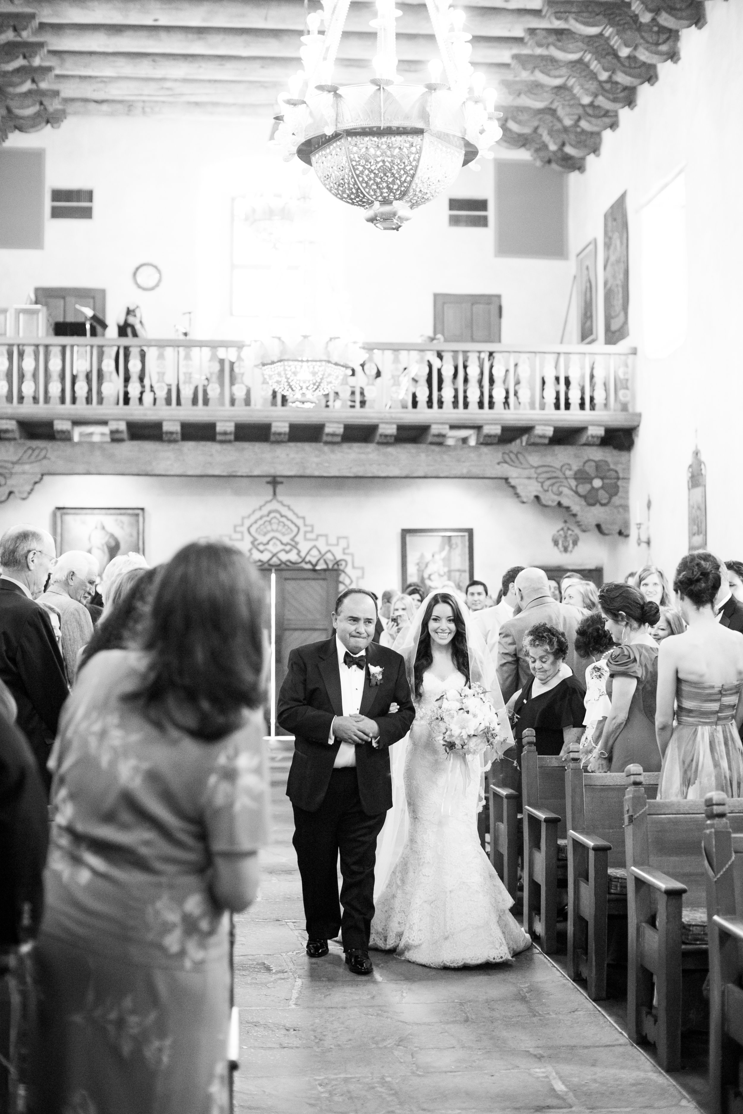 santabarbarawedding.com | Photo: Beaux Arts Photographie | Our lady of Mt Carmel wedding