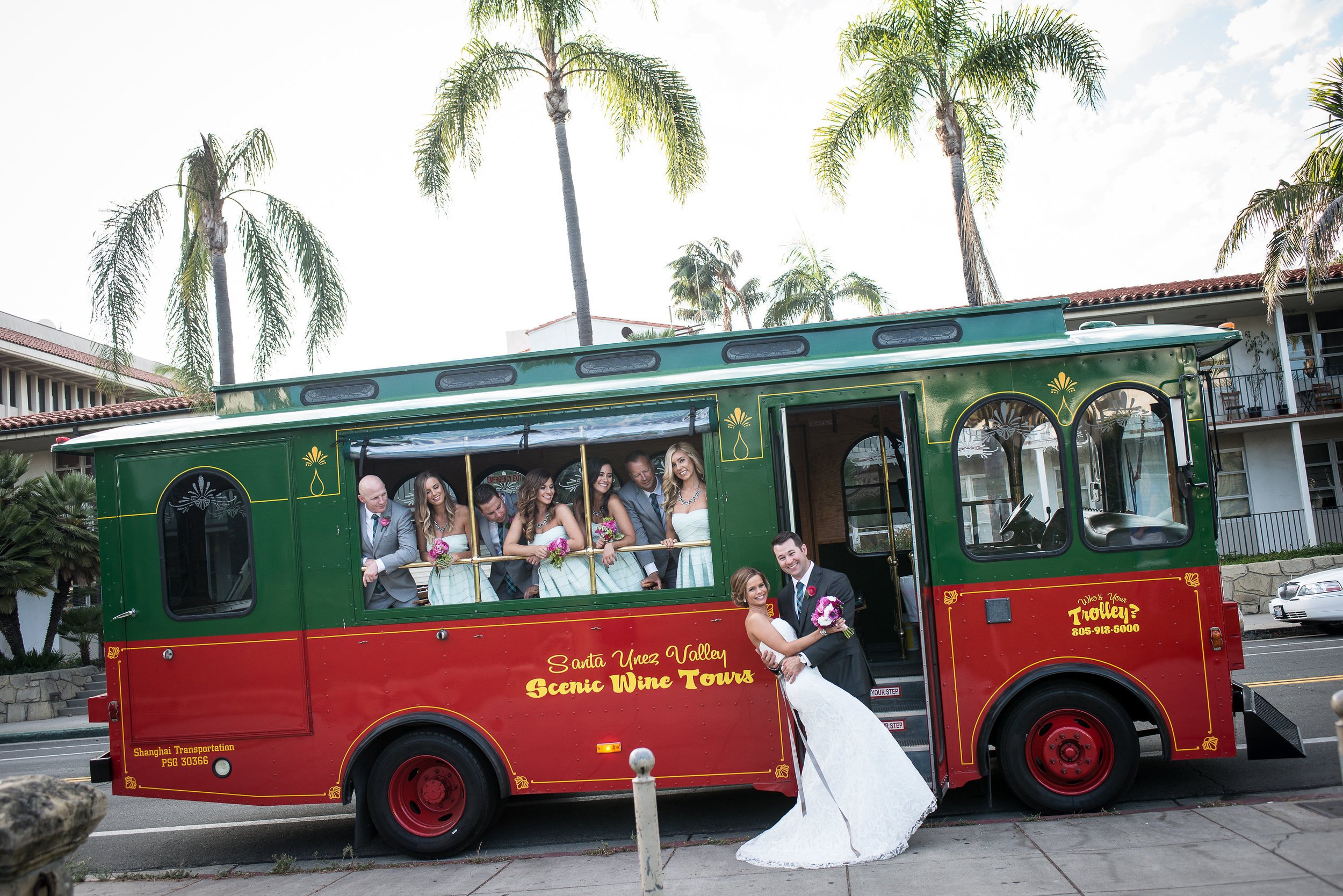 santabarbarawedding.com | Photo: By Cherry | Santa Barbara Courthouse wedding ideas