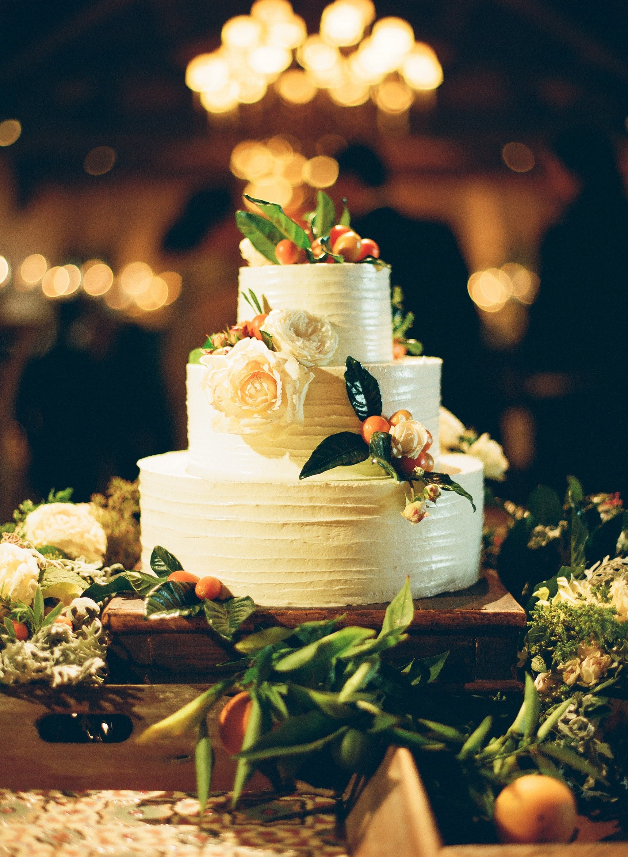 www.santabarbarawedding.com | Santa Barbara Wedding Style |  Buttercream frosting Three tier wedding cake | Megan Sorel Photography | Alexandra Kolendrianos | Four Seasons Biltmore
