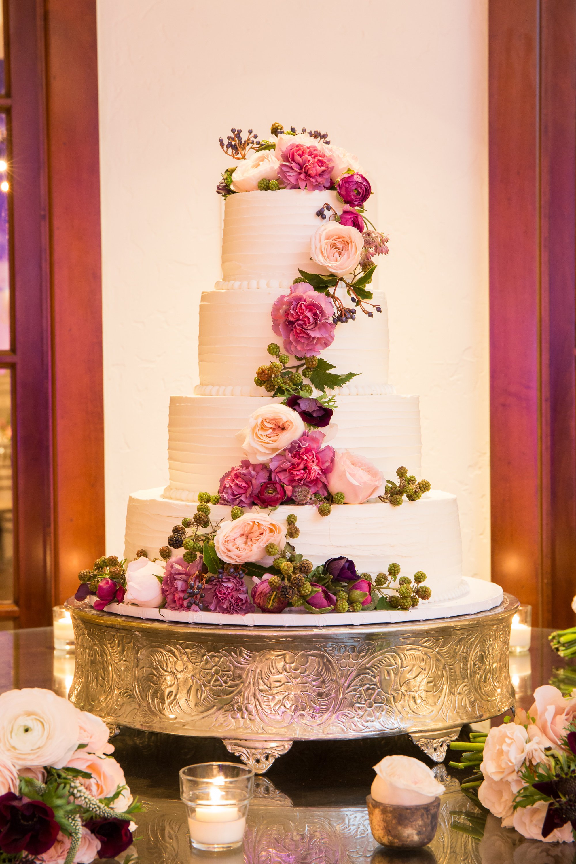 www.santabarbarawedding.com | Santa Barbara Wedding Style |  Buttercream frosting Three tier wedding cake | Melissa Musgrove Photography | Bacara Resort and Spa