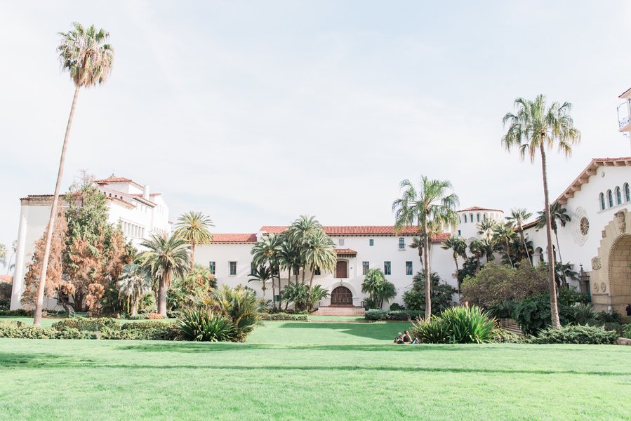 santabarbarawedding.com | photo: Stevie Dee Photography | Intimate Wedding at the Santa Barbara Courthouse