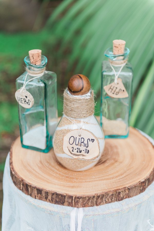 santabarbarawedding.com | photo: Stevie Dee Photography | Intimate Wedding at the Santa Barbara Courthouse