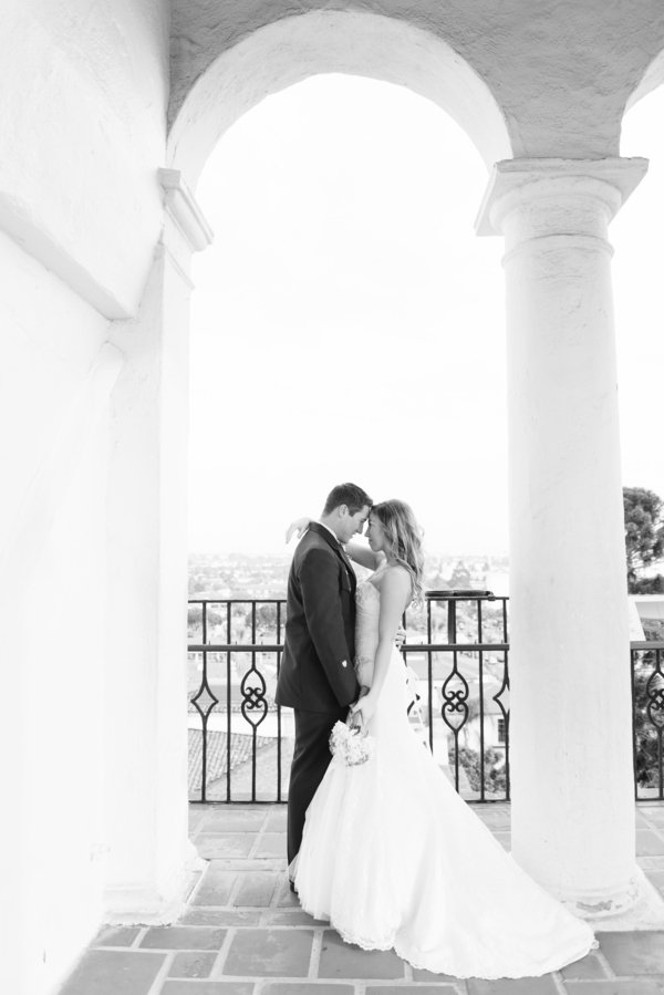 santabarbarawedding.com | photo: Stevie Dee Photography | Intimate Wedding at the Santa Barbara Courthouse