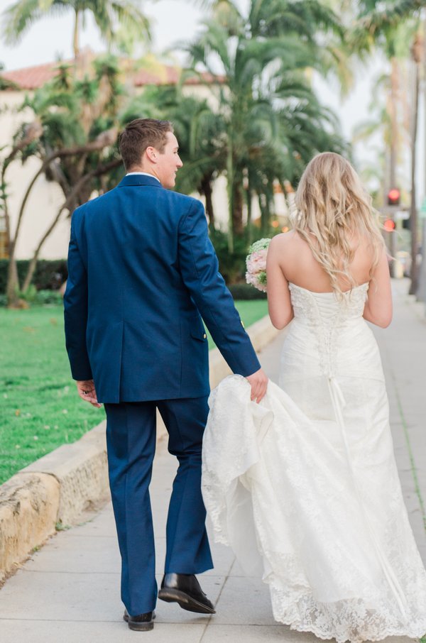 santabarbarawedding.com | photo: Stevie Dee Photography | Intimate Wedding at the Santa Barbara Courthouse