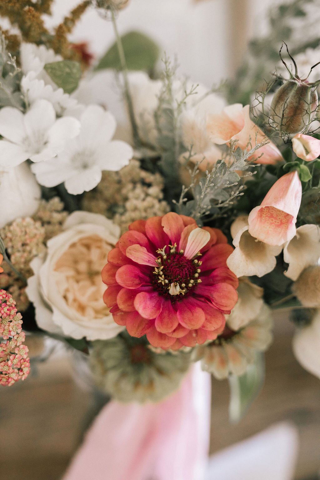 www.santabarbarawedding.com | Alexis Ireland Florals | Mikaela Hamilton