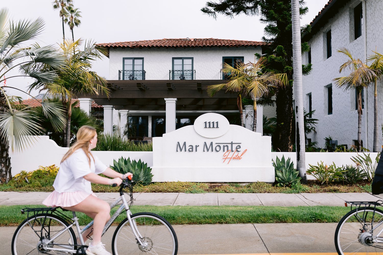 www.santabarbarawedding.com | Mar Monte Hotel | Kyle London Photography | Felici Events | Outside View of the Hotel