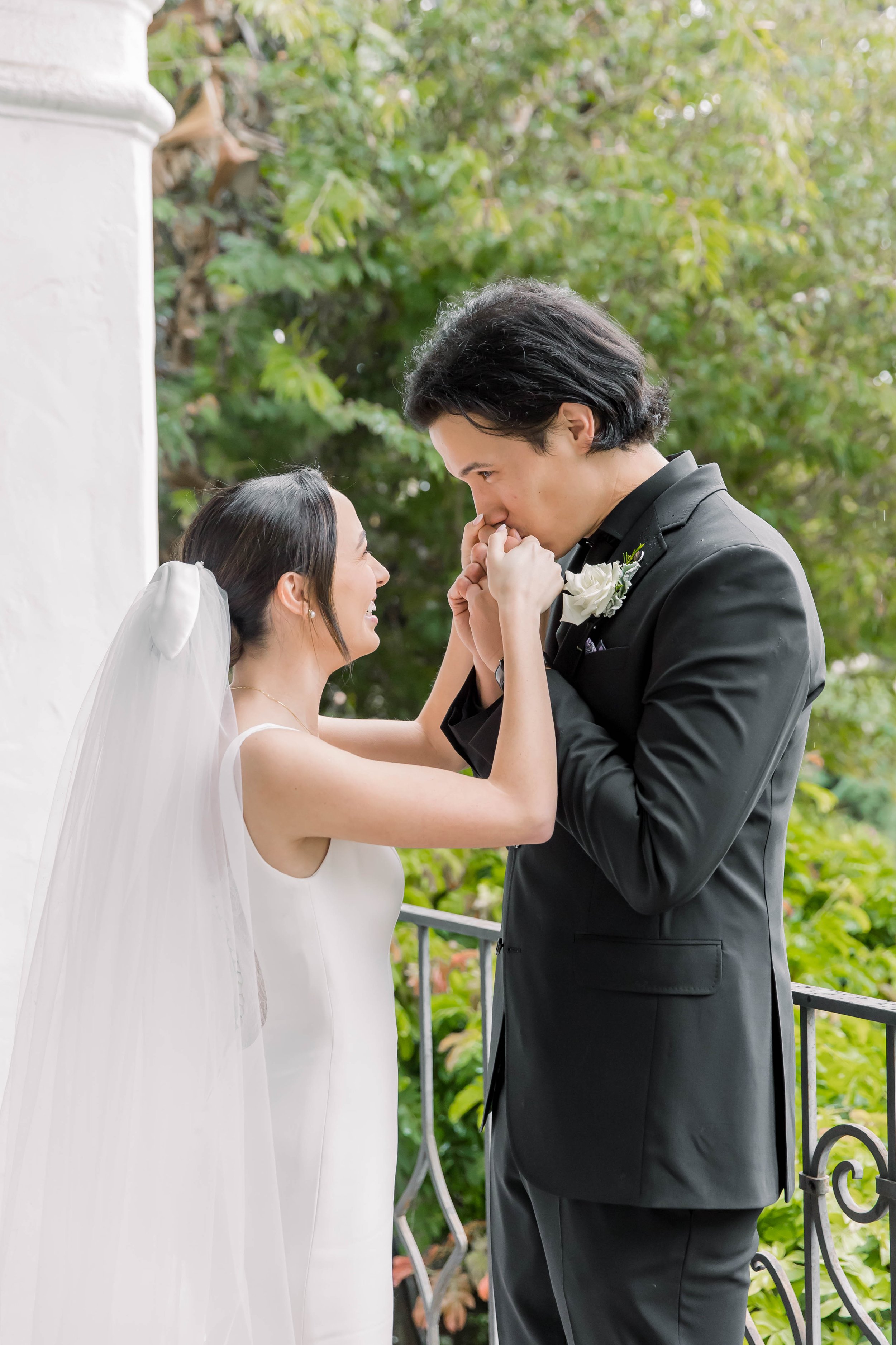 www.santabarbarawedding.com | Weddings by the Sea | Bexx Photography | Groom Kisses Bride's Hand