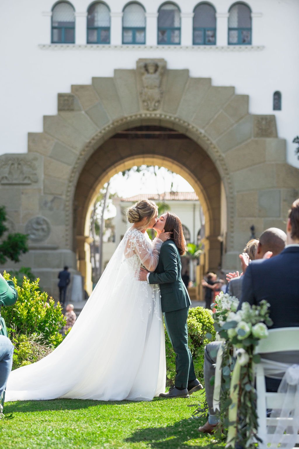 www.santabarbarawedding.com | Weddings by the Sea | Santa Barbara Courthouse | Kevin Qian | Cate Forest Designs | Jen Simone | Wendy Brewer | The Ceremony 