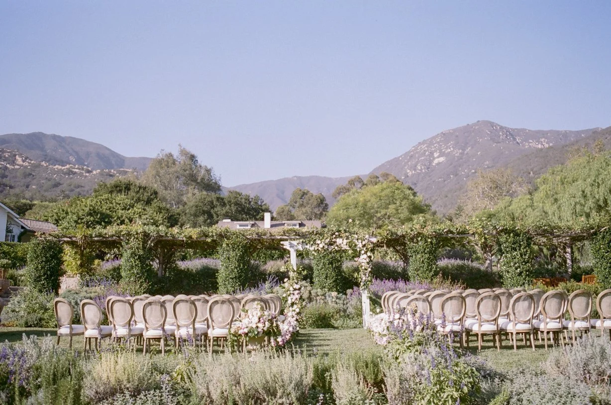 www.santabarbarawedding.com | San Ysidro Ranch | Kristen Beinke Photography | Outside Ceremony Set Up at the Venue