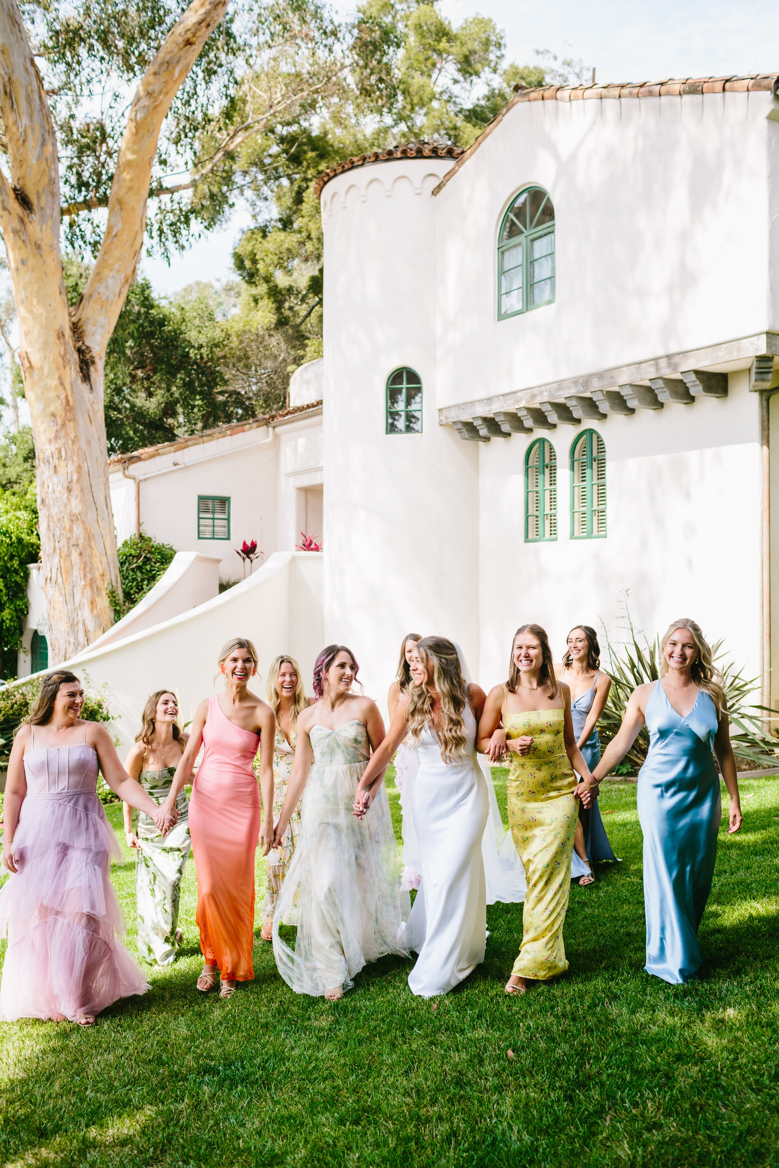 www.santabarbarawedding.com | Santa Barbara Zoo | Jodee Debes | Davia Lee | Tom James | Samara Beauty | Daphne Newman | Sarah Seven | Bride and Bridesmaids Walking 