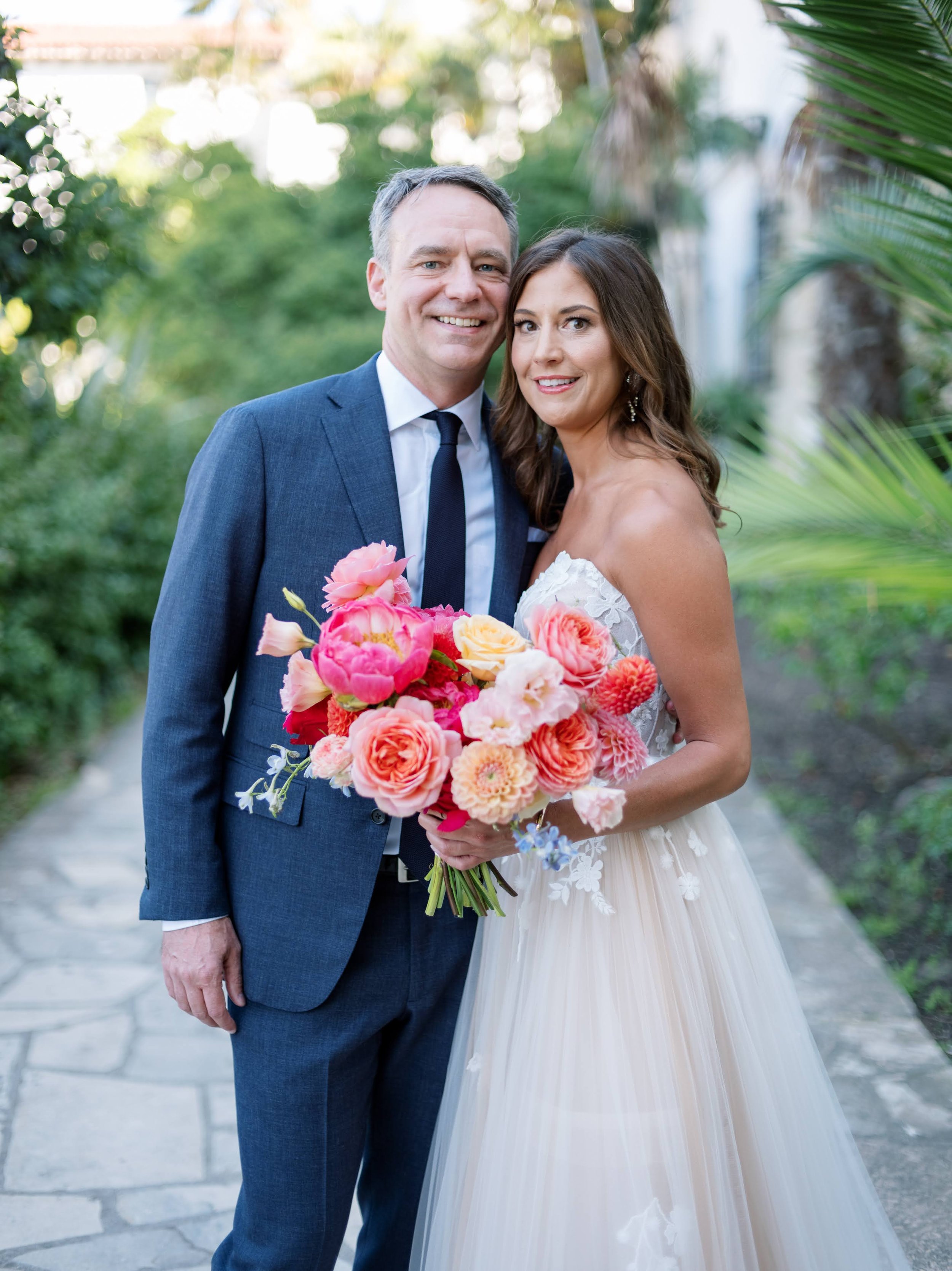 www.santabarbarawedding.com | Santa Barbara Elopement | SB Courthouse | Pinnel Photography | Ella &amp; Louie | Samara Beauty | Bride and Groom