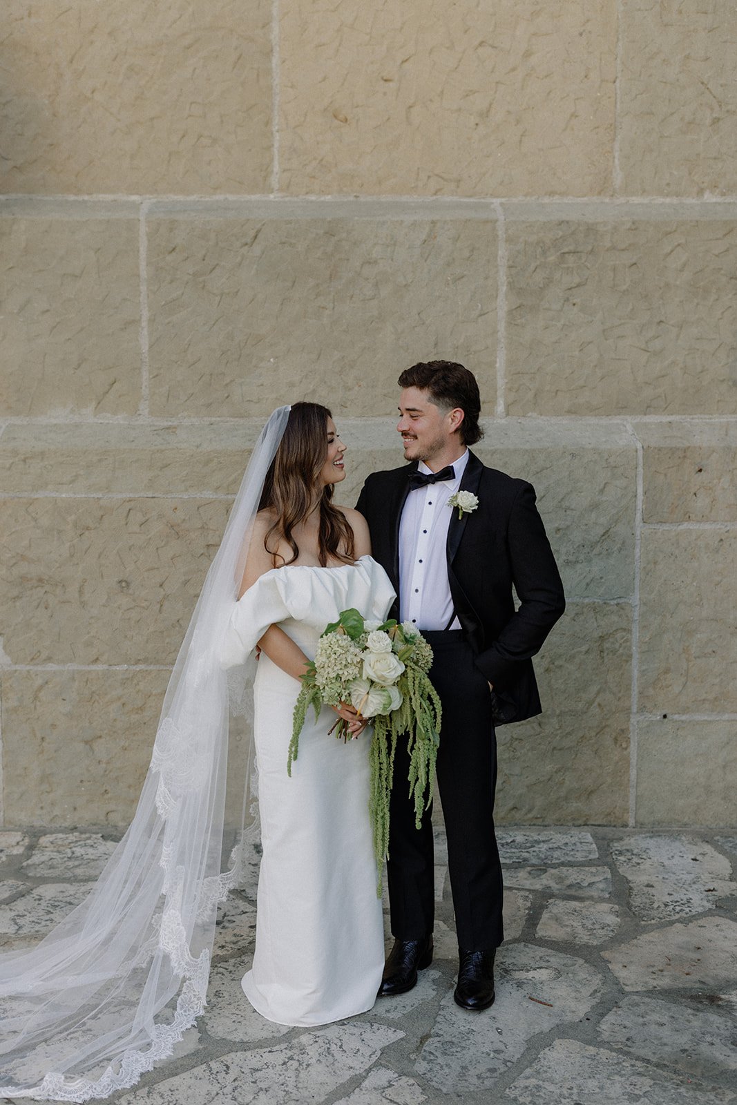 www.santabarbarawedding.com | Santa Barbara Elopement | Ali Beck | Santa Barbara Courthouse | Ella &amp; Louie | Samara Beauty | Bride and Groom At Ceremony Venue