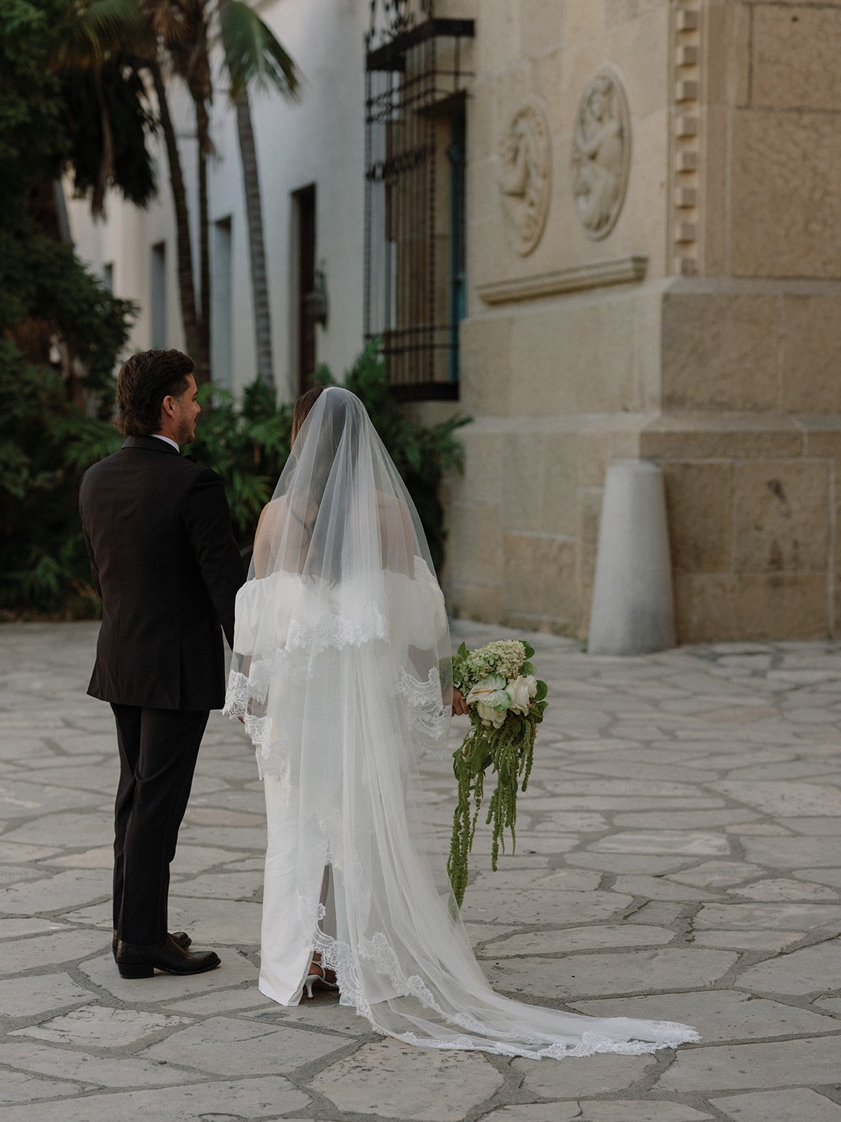 www.santabarbarawedding.com | Santa Barbara Elopement | Ali Beck | Santa Barbara Courthouse | Ella &amp; Louie | Samara Beauty | Bride and Groom At Ceremony Venue