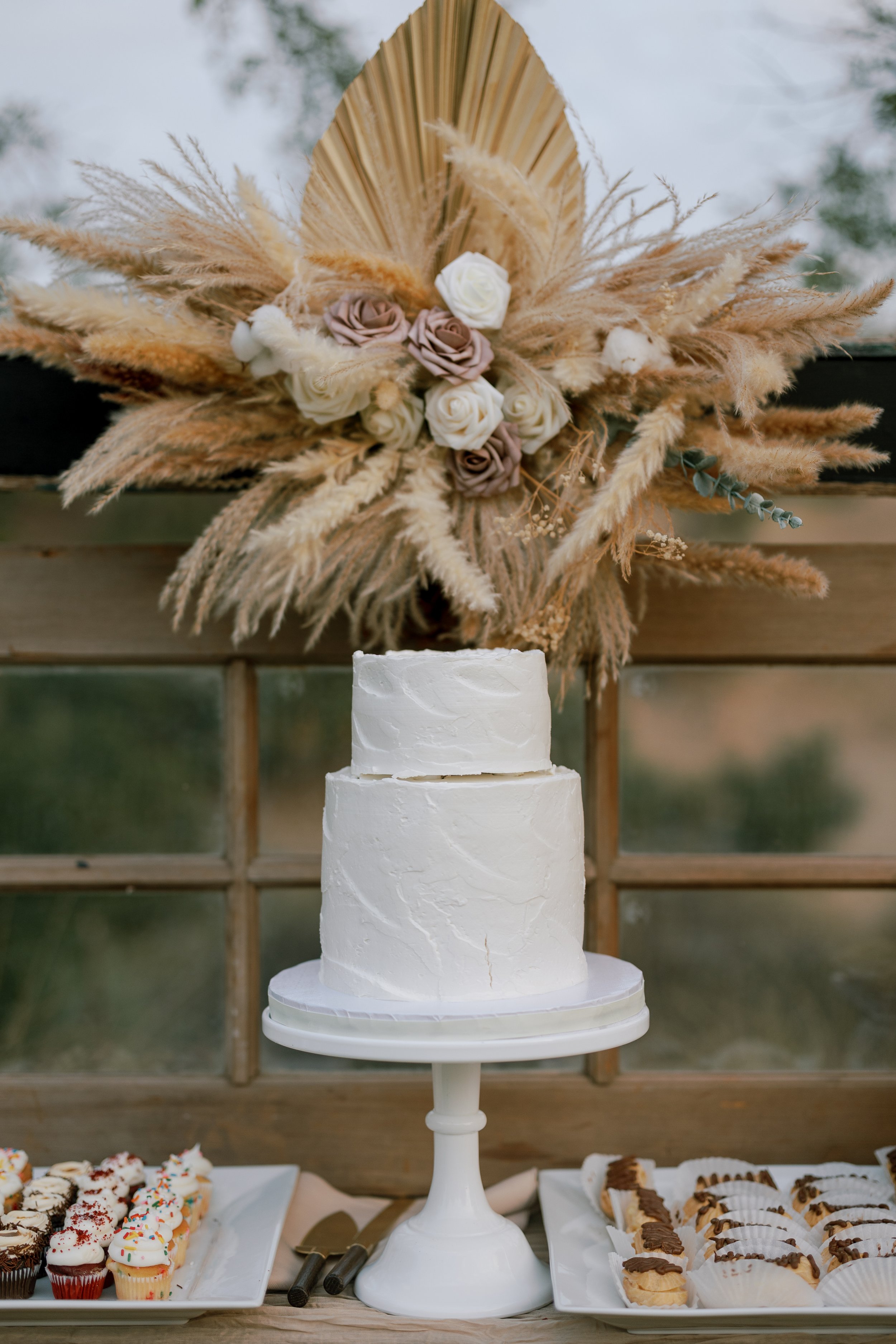 www.santabarbarawedding.com | Heyday Weddings | Elijah &amp; Susannah | Demetria Estate | Roam Florals | Solvang Bakery | Wedding Cake and Dessert Table