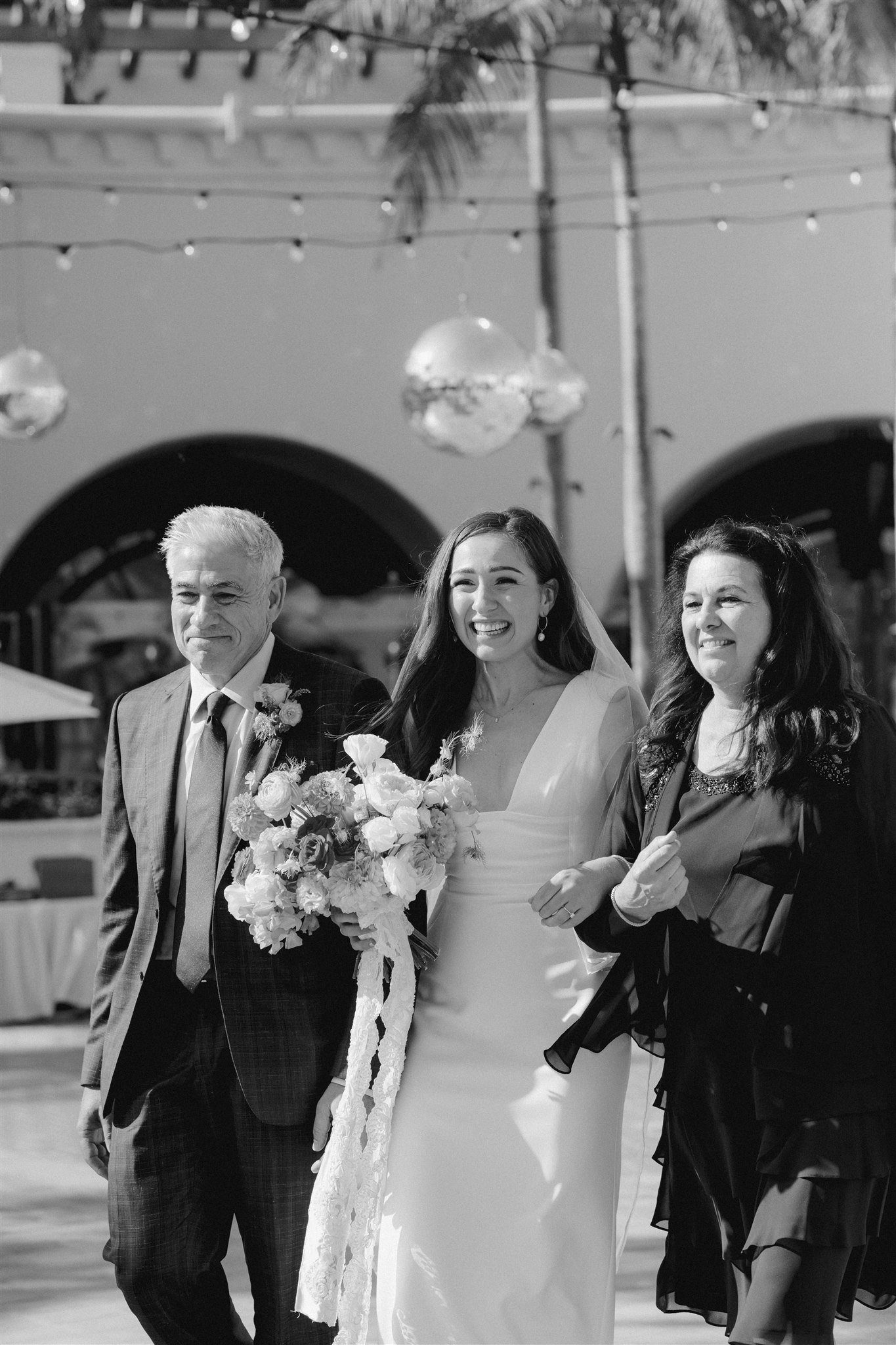 www.santabarbarawedding.com | Hilton Beachfront Resort | LuckEleven Events | Brocoff Photography | Once Upon A Florist | Amigo Party Rentals | Sarah Seven | Pretty Please Beauty | The Ceremony