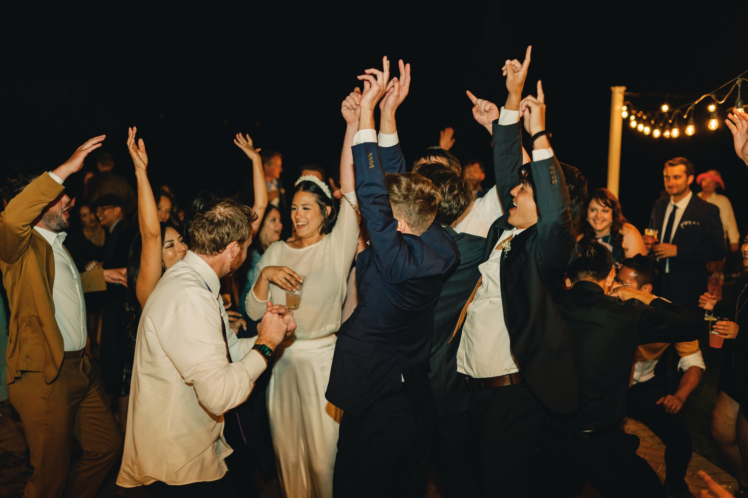 www.santabarbarawedding.com | Augusta Ottillia Photography | Megan Rose Events | Fallen Oaks Estate | Brooke Edelman | Party Proper Productions | Couple Dancing with Guests