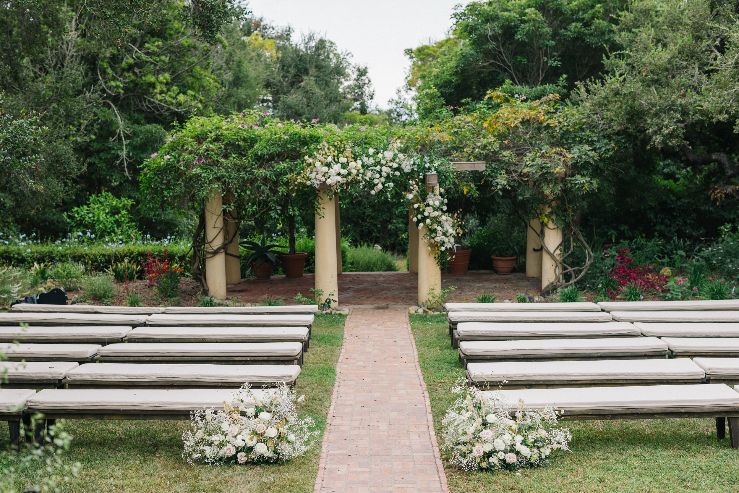 www.santabarbarawedding.com | Las Palmas Estate | Kathy Ireland | Outdoor Ceremony Set Up at Santa Barbara Venue