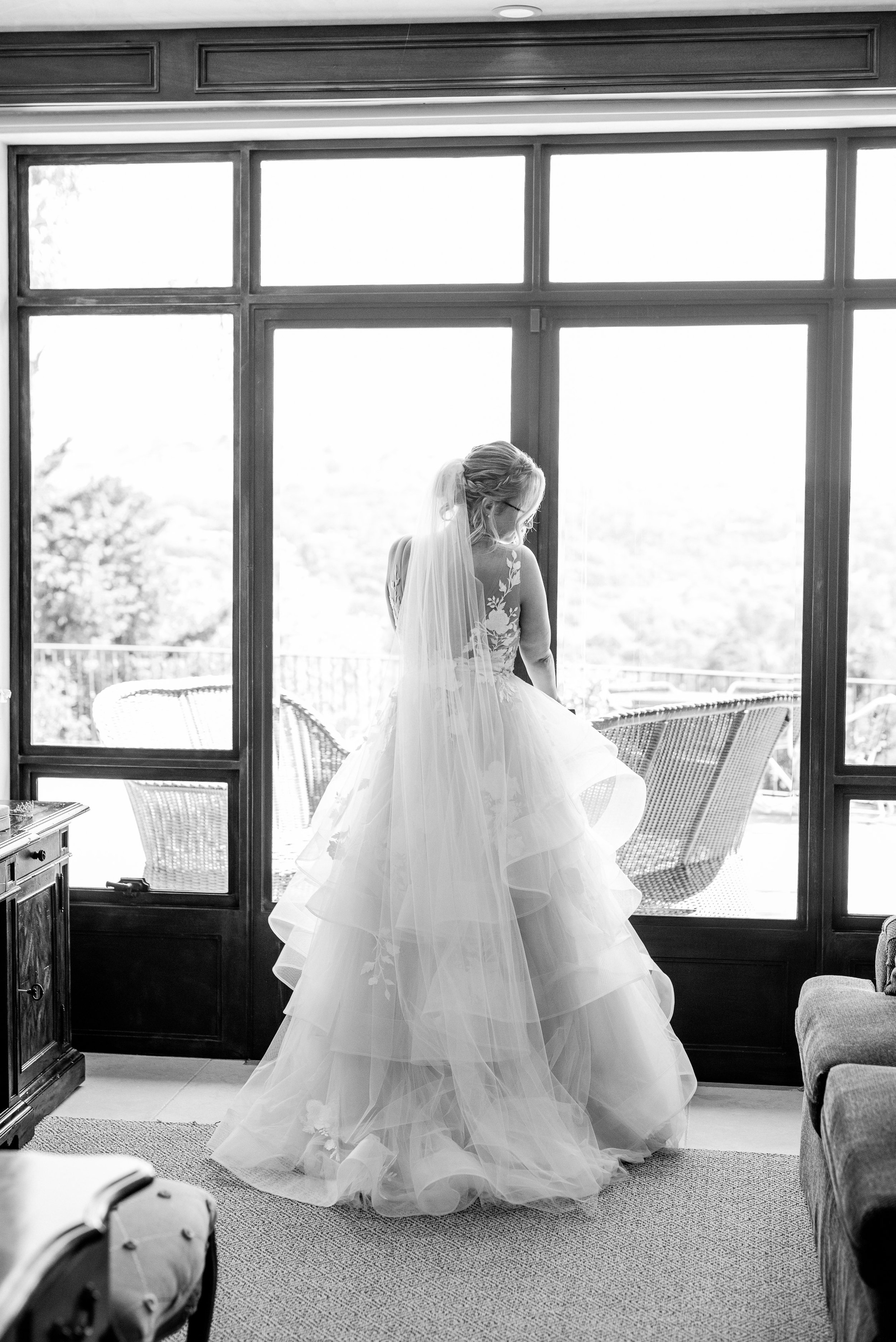 www.santabarbarawedding.com | Leana Myra | The MOXI | Drake Social | Blooms of Santa Barbara | Dreamcatcher Artistry | Bride Dressed Before Ceremony