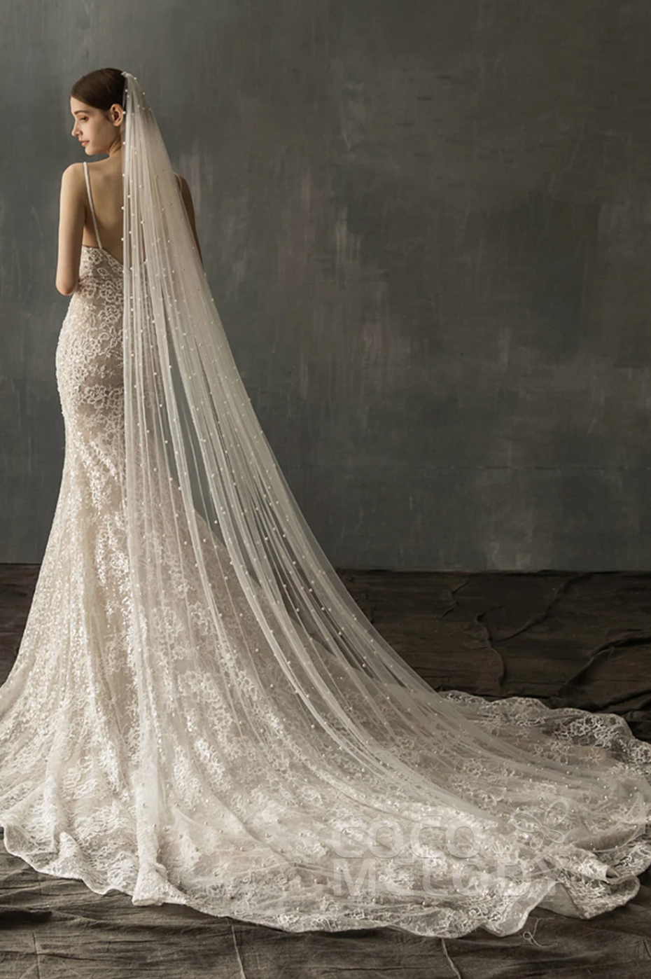 www.santabarbarawedding.com | CocoMelody | Elegant One Tier Cut Edge Tulle Chapel Veil