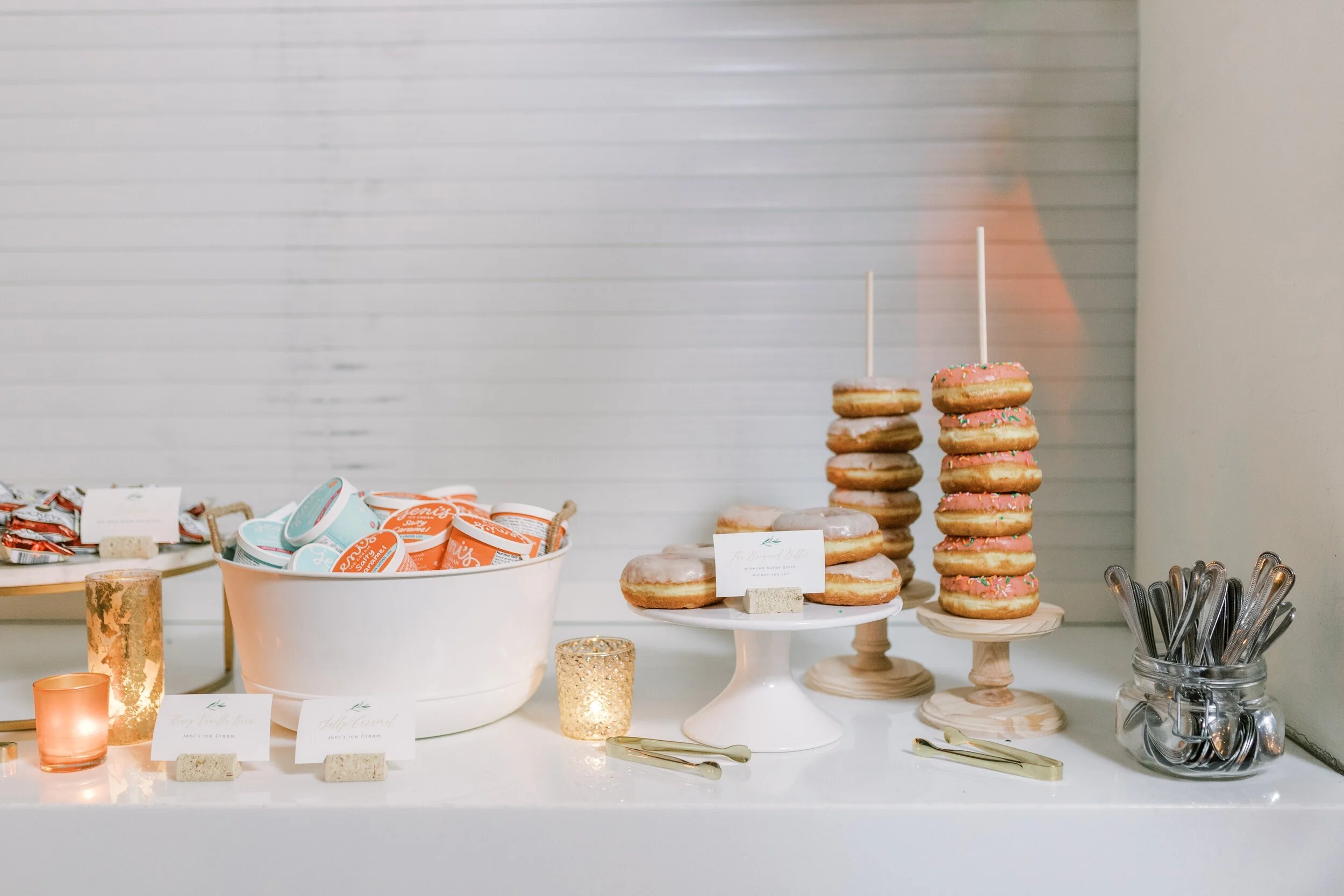 www.santabarbarawedding.com | Jocelyn &amp; Spencer | Our Perfect Night | Villa &amp; Vine | Display of Donuts and Ice Cream