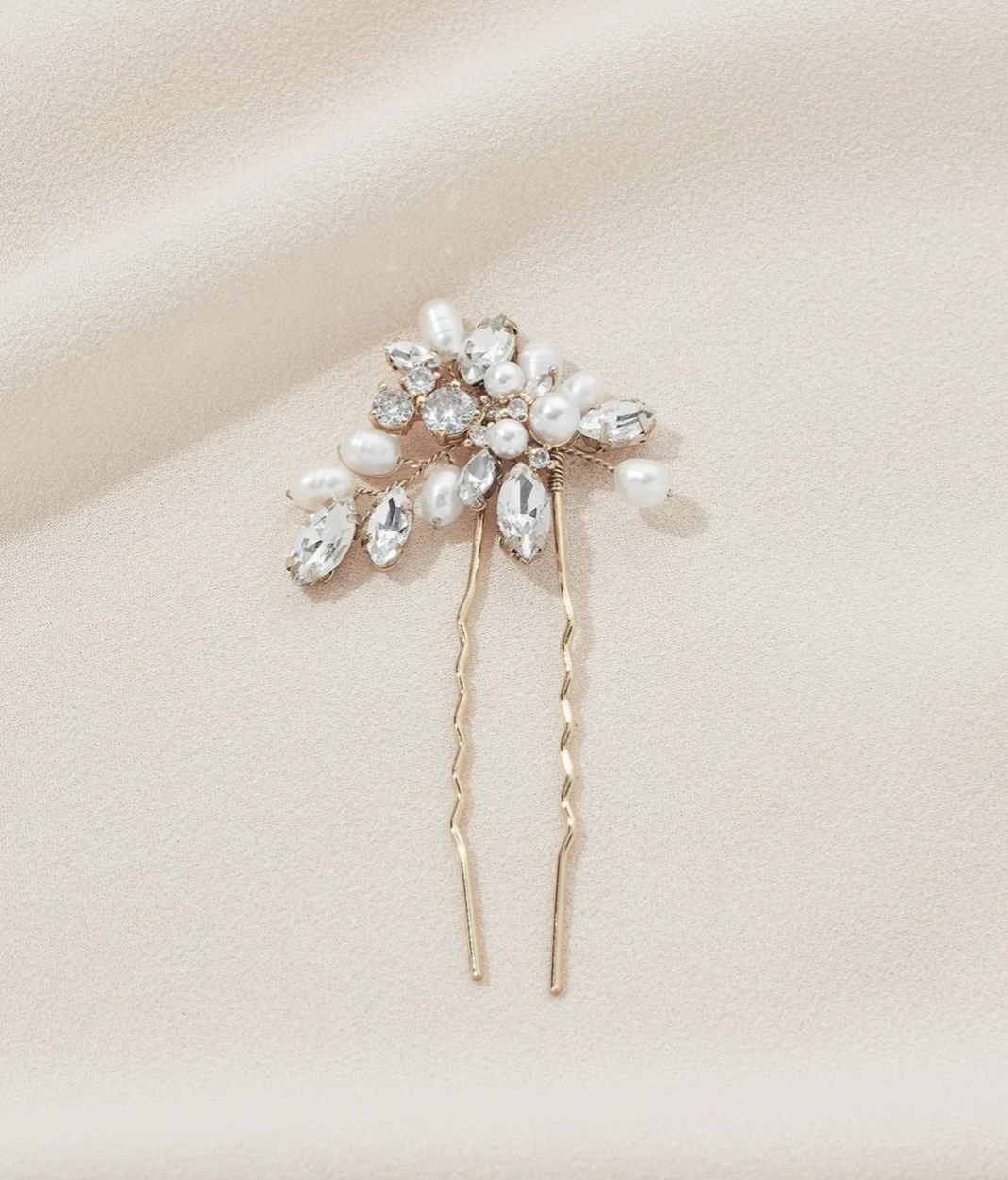 www.santabarbarawedding.com | Olive &amp; Piper | Pearl Hair Pin for Wedding Guest