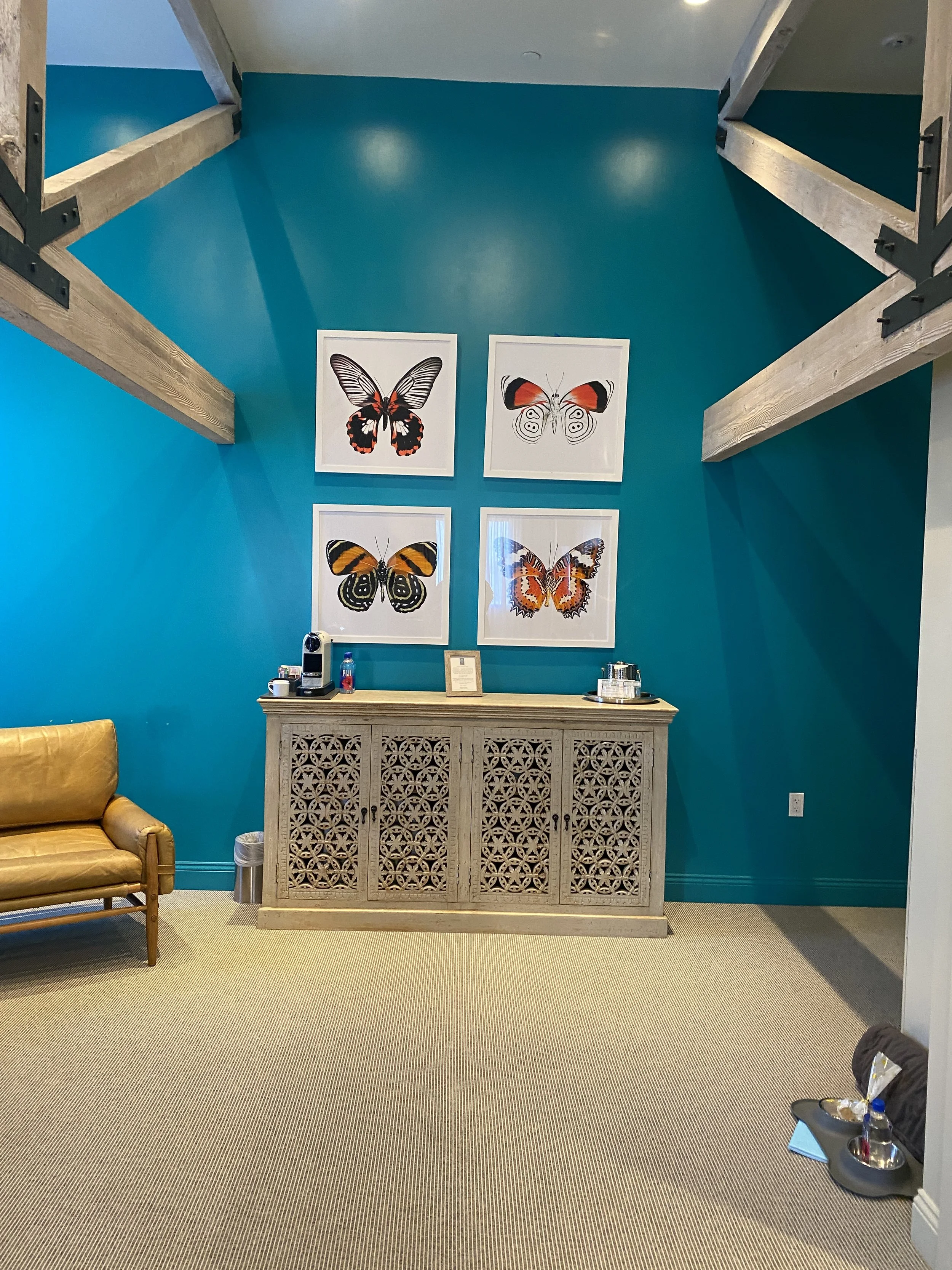 38 Colorful Art the Winston.JPG