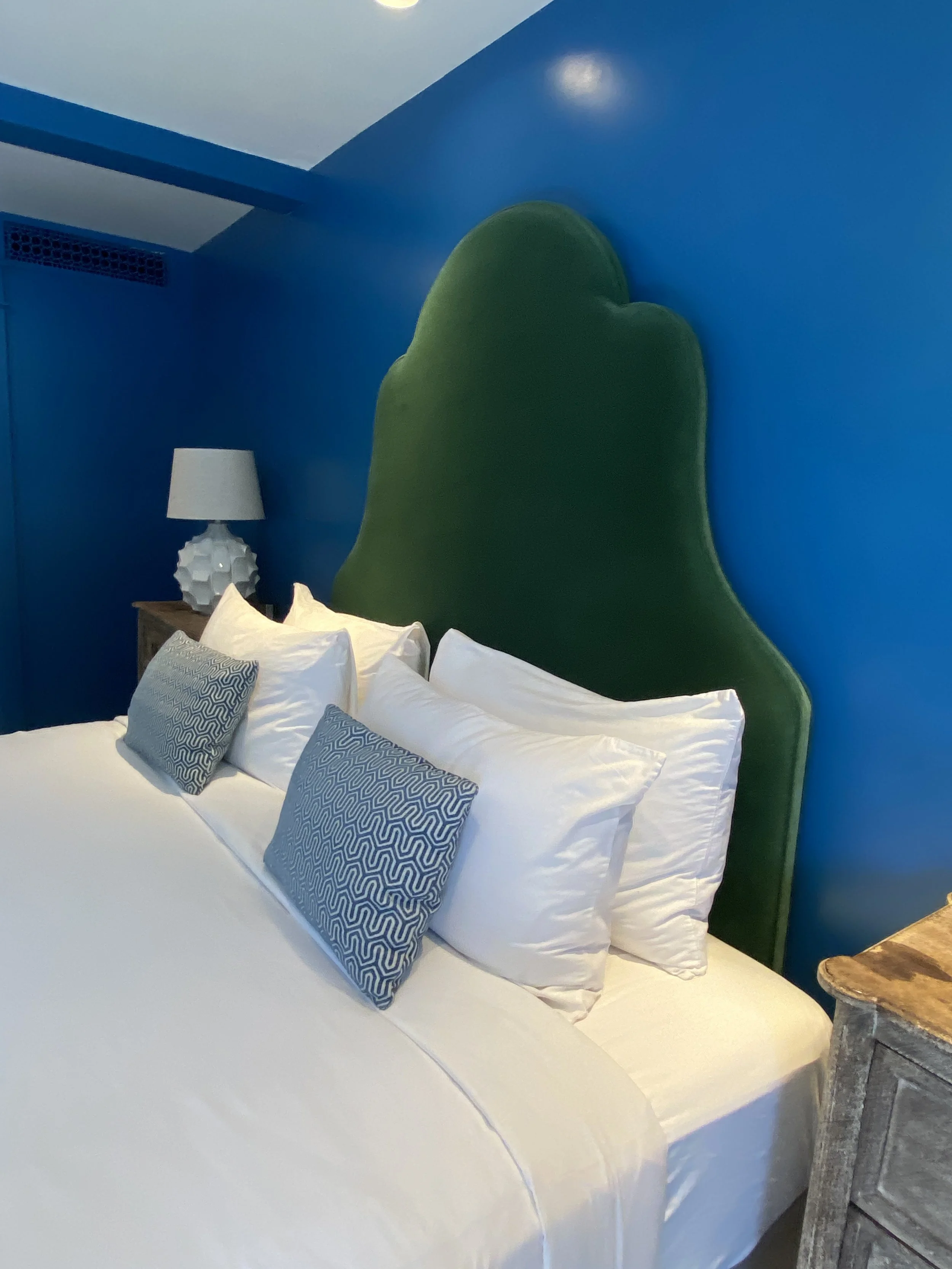 40 Headboard The Winston.JPG