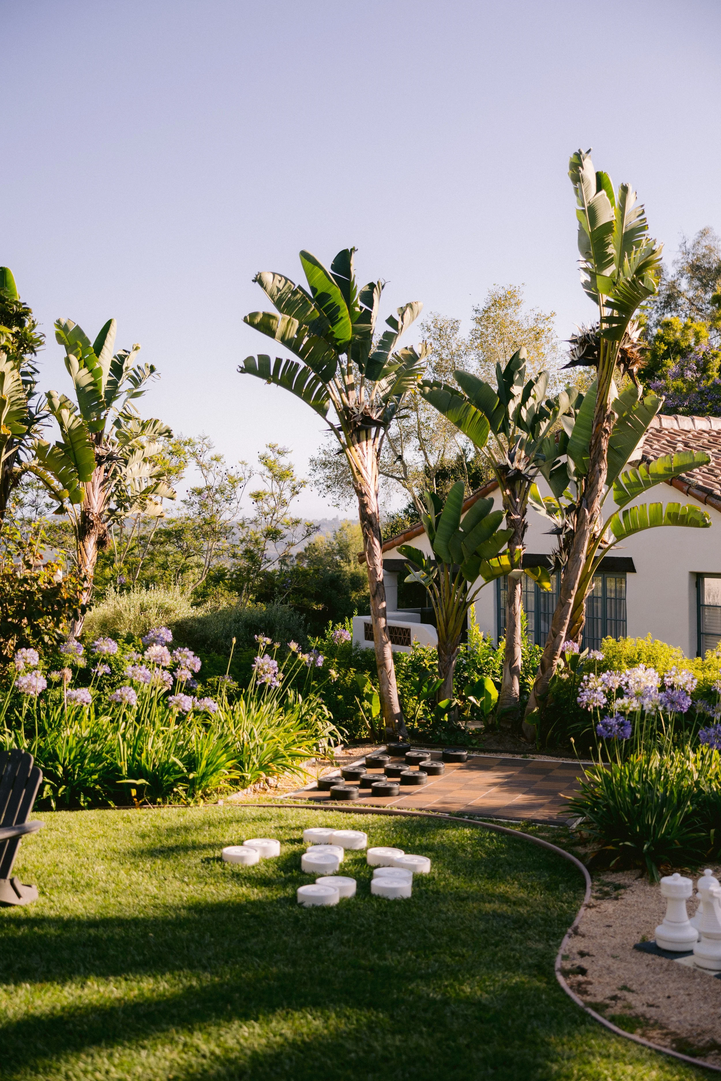 www.santabarbarawedding.com | Kyle London Photography | Santa Barbara Botanic Gardens | Gatherings for Good | Blooms of Santa Barbara | Chess Set at Venue