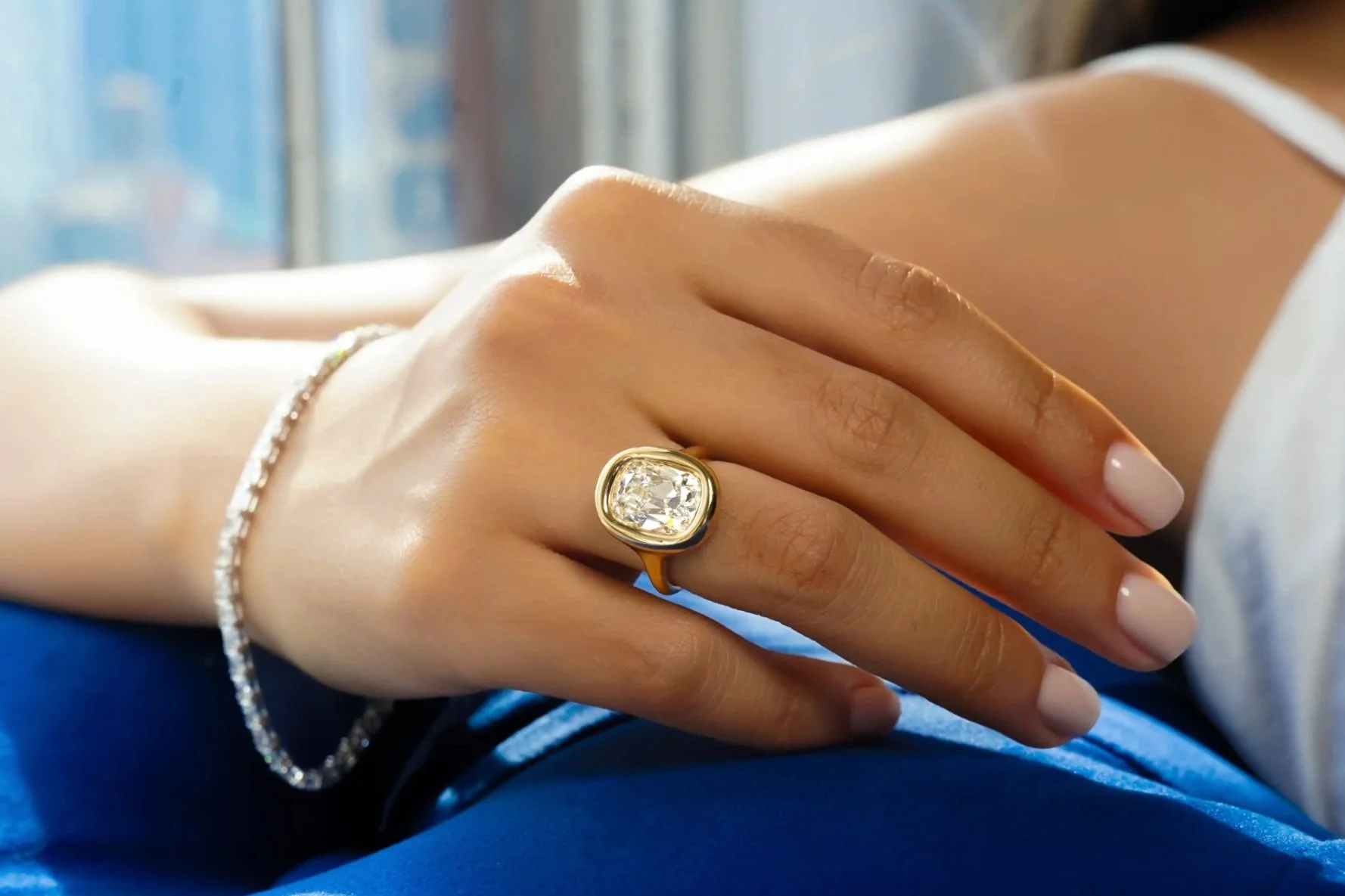 How to Choose the Perfect Wedding Jewelry to Compliment Your Dress with Frank Darling