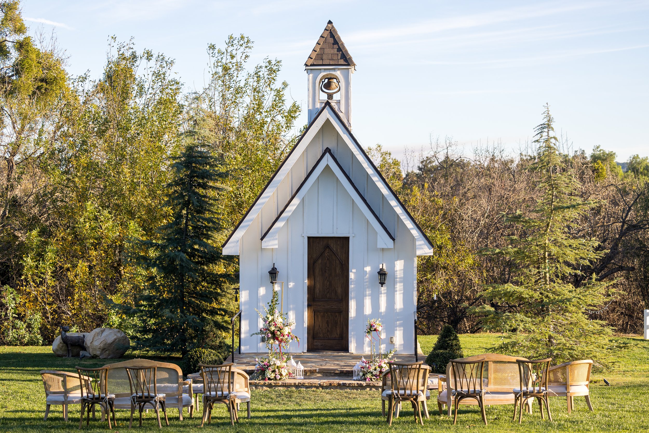 www.santabarbarawedding.com | Elizabeth Victoria | Country Meadow Ranch | I Love You Maddly | Lucky Lady Florals | Ventura Rentals | Ceremony Set Up