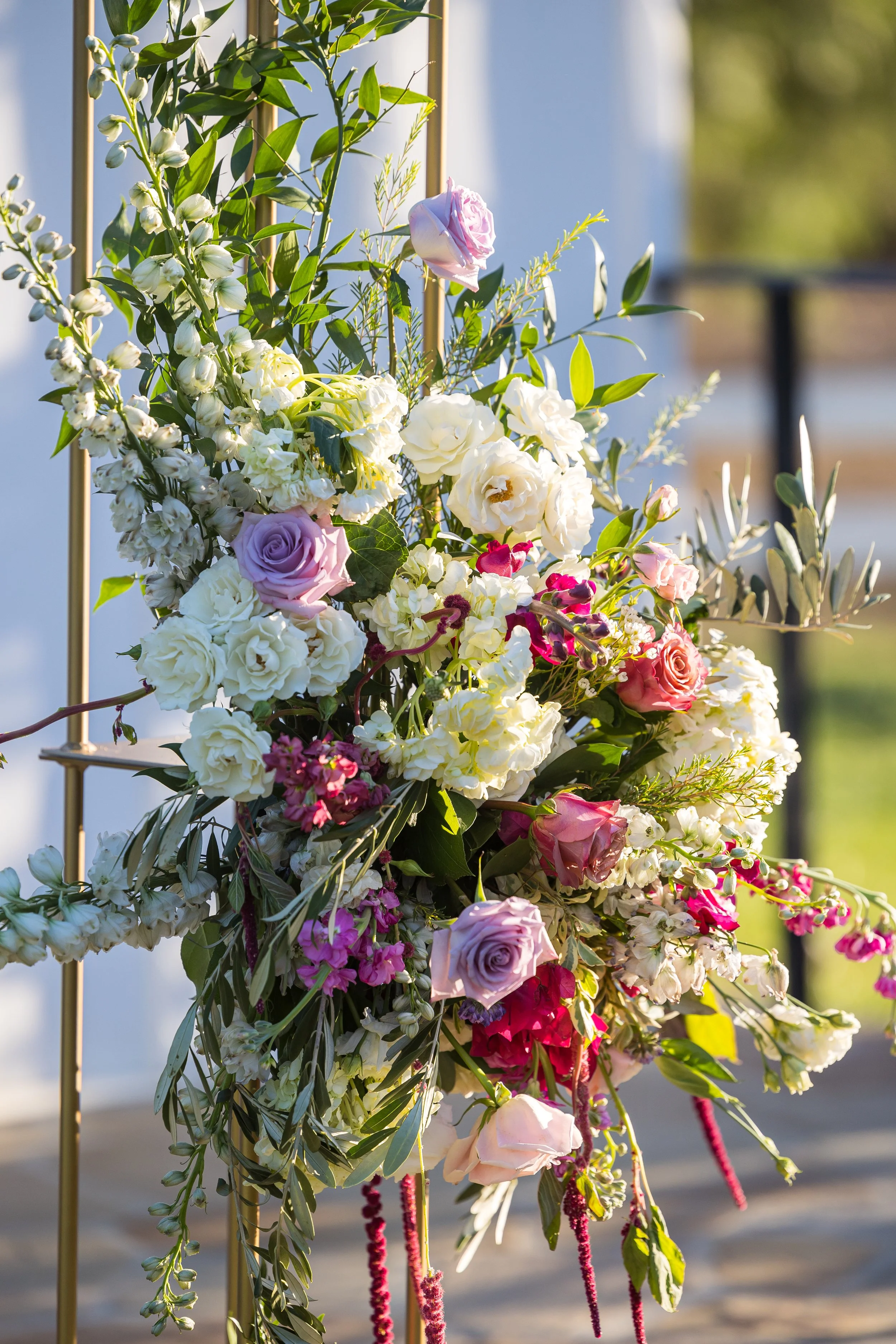 www.santabarbarawedding.com | Elizabeth Victoria | Country Meadow Ranch | I Love You Maddly | Lucky Lady Florals | Ventura Rentals | Close Up of Florals