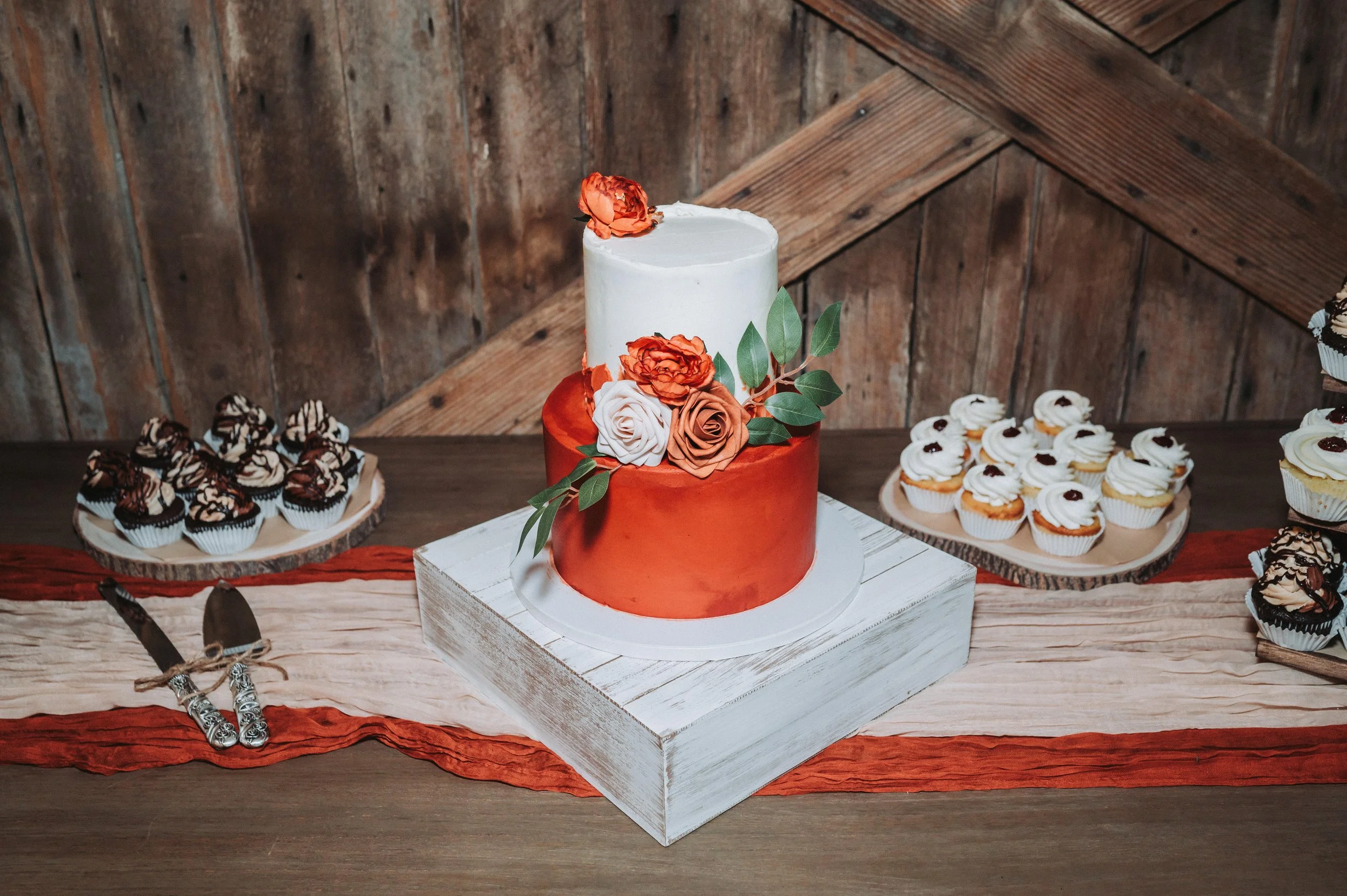 Fall Wedding Cake From Lindsay's Little Bakery