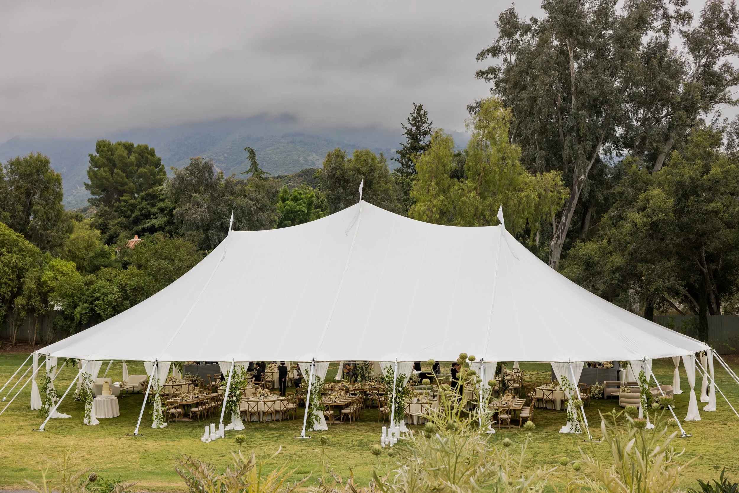 www.santabarbarawedding.com | Michael Segal | Tessa Lyn Events | Town and Country Events | Ojai Valley Inn | Enchanted Garden Floral Design | White Tent Set Up