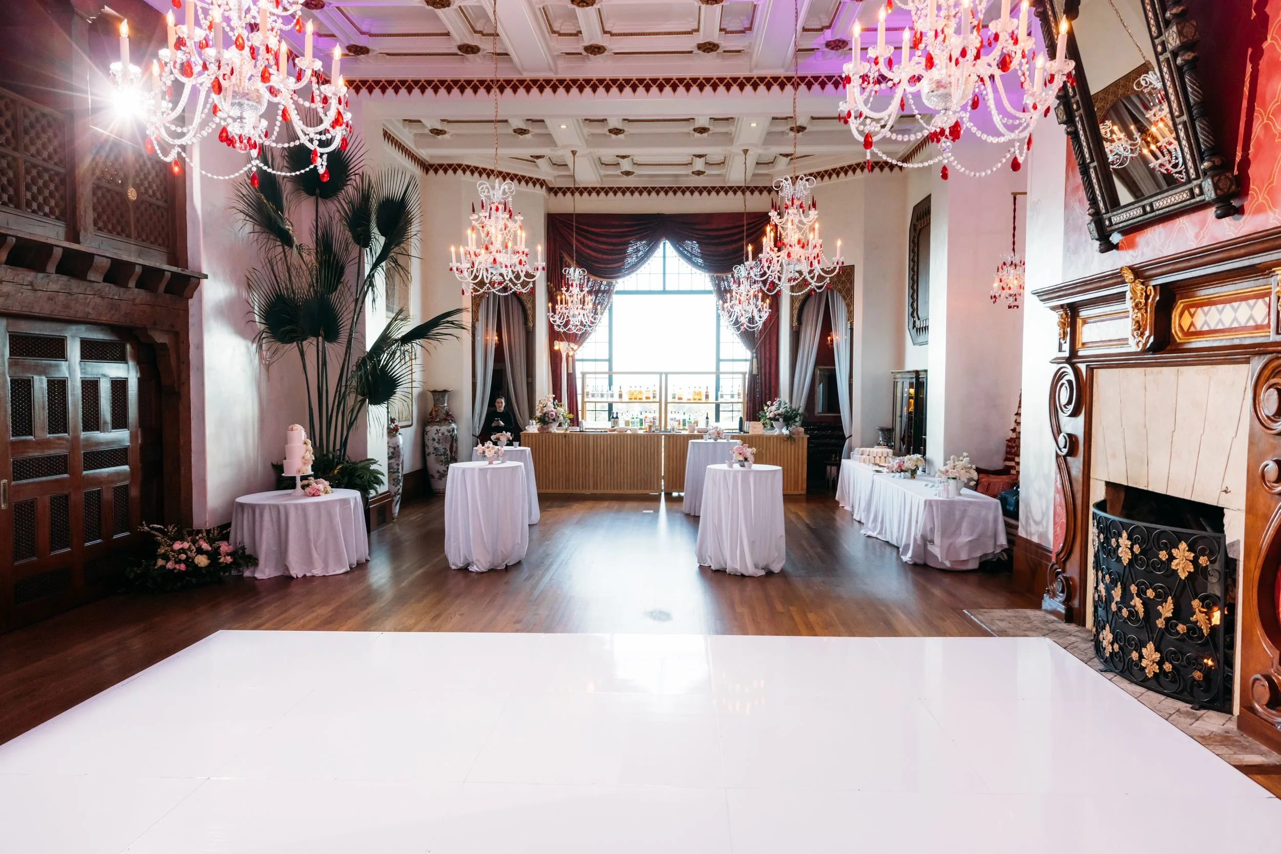 www.santabarbarawedding.com | Scott Clark | Bliss Productions Co. | Montecito Club | Bright Floral | Marla &amp; Co. | Premiere Party Rents | BBJ La Tavola | Reception Set Up