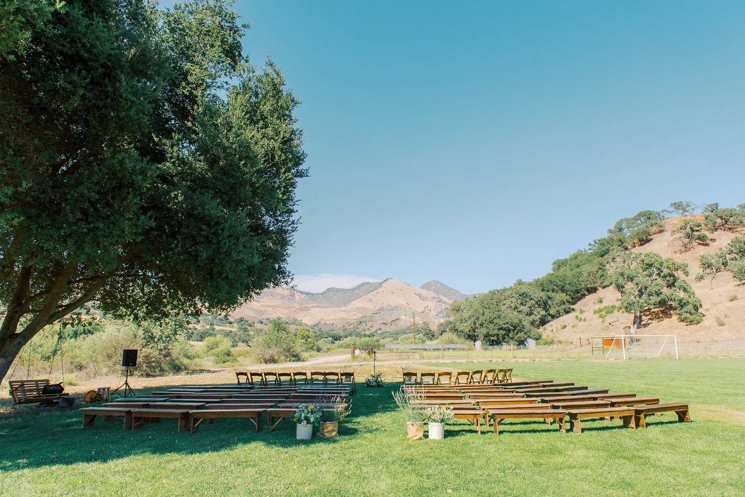 www.santabarbarawedding.com | Grace Kathryn | Amazing Days Events | Nikki’s Salon | Otis + Pearl | Santa Ynez Valley Elite Events | Ceremony Set Up