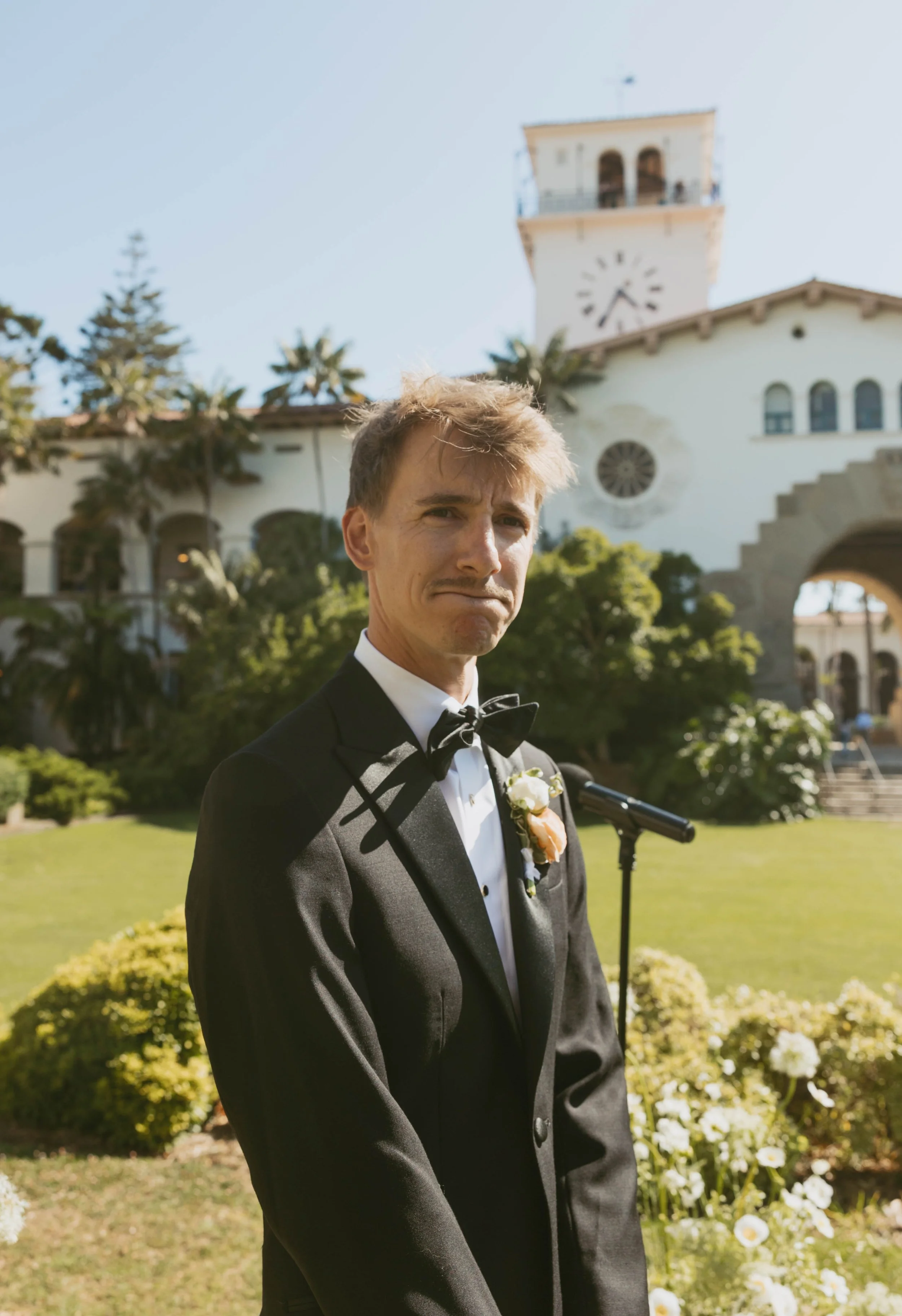 www.santabarbarawedding.com | Santa Barbara Courthouse | KB Events | Michelle Lanning | Boho Chic Dreams | Just 4 Fun Party Rentals | Groom at Ceremony
