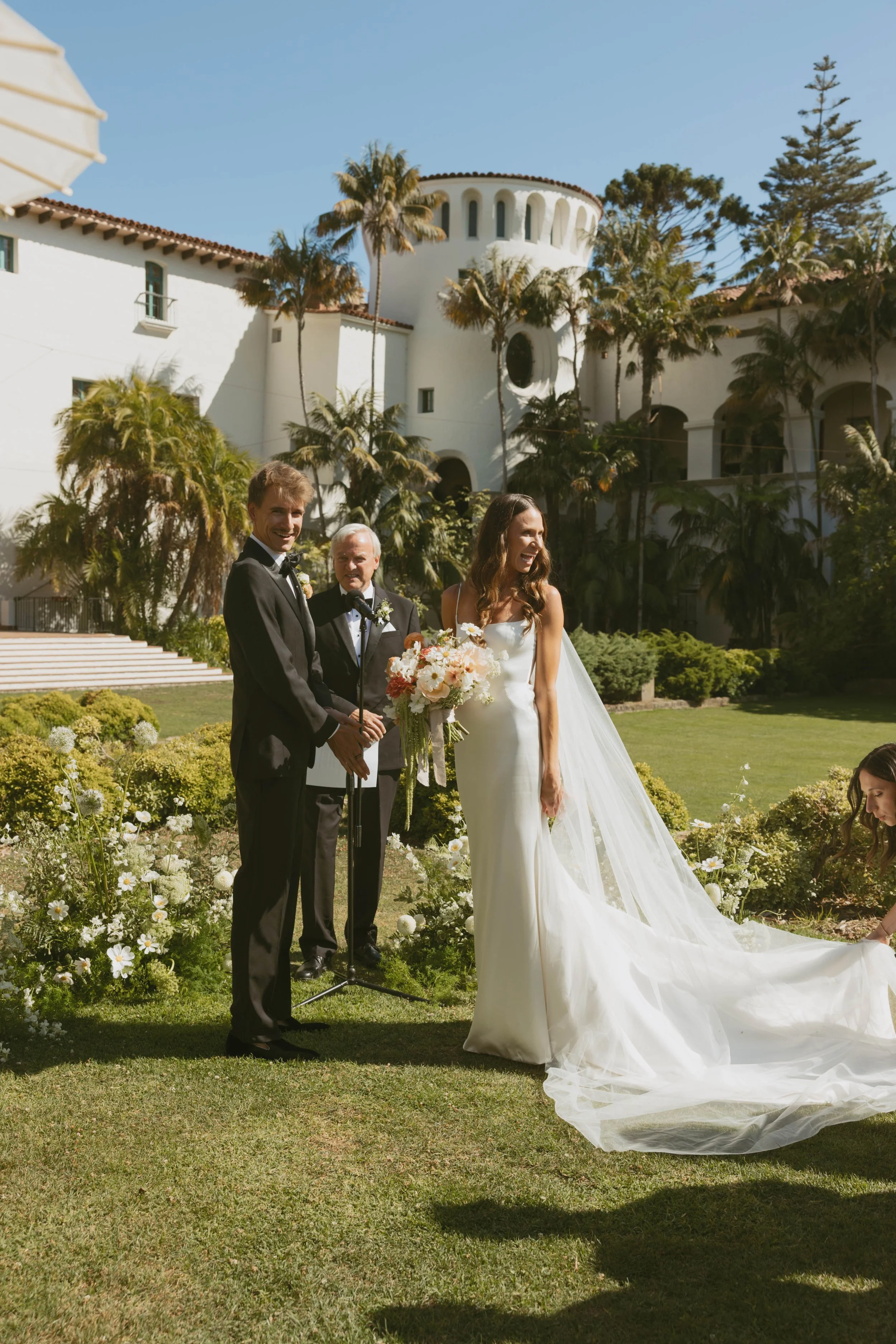 www.santabarbarawedding.com | Santa Barbara Courthouse | KB Events | Michelle Lanning | Boho Chic Dreams | Just 4 Fun Party Rentals | The Ceremony