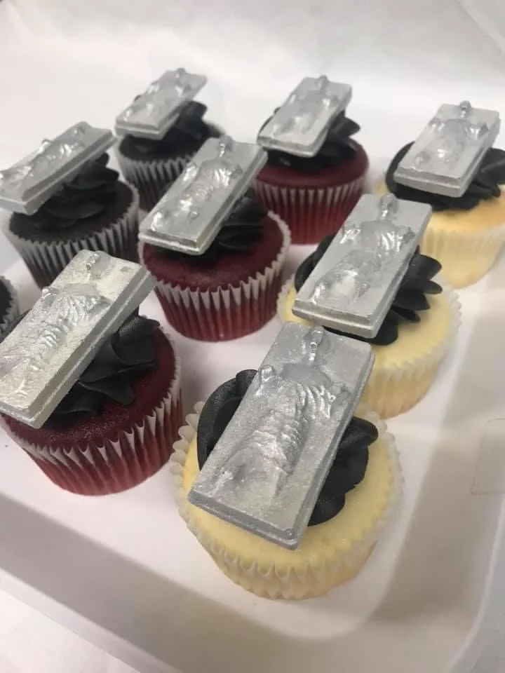 www.santabarbarawedding.com | Little Thing Bakery | Star Wars Desserts