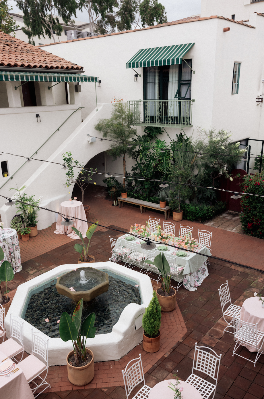 www.santabarbarawedding.com | Palihouse Santa Barbara | Santa Barbara Wedding Venue Cocktail Bar and Garden