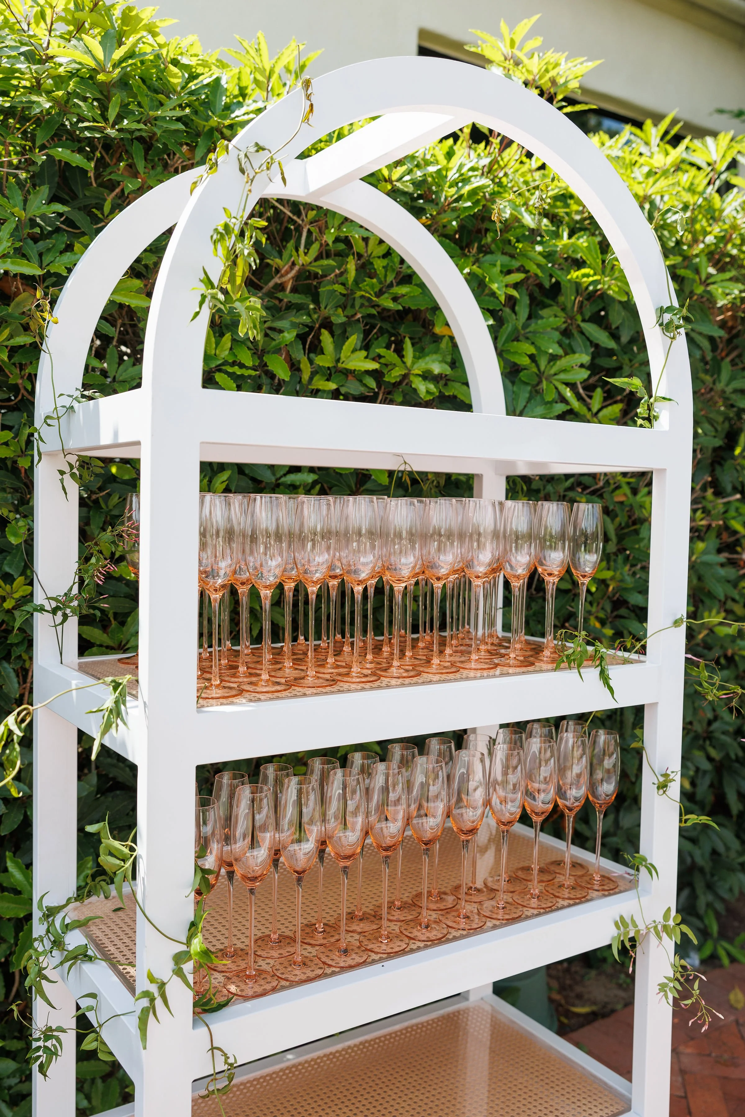 www.santabarbarawedding.com | Girl Squad Media | Riviera Mansion | Town and Country Event Rentals | Outdoor Garden Party Wedding 
